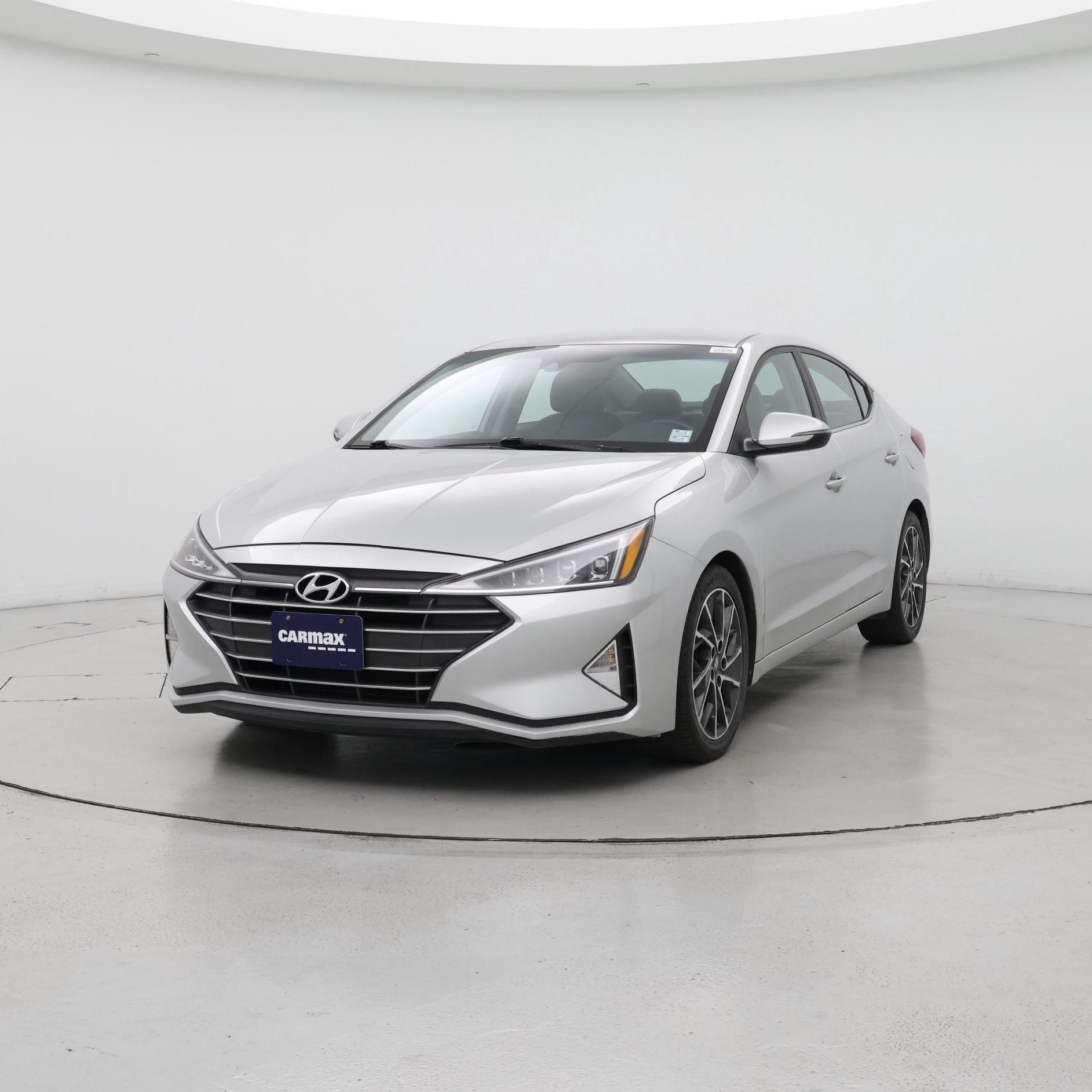 Thumbnail: 2019 Hyundai Elantra - 4