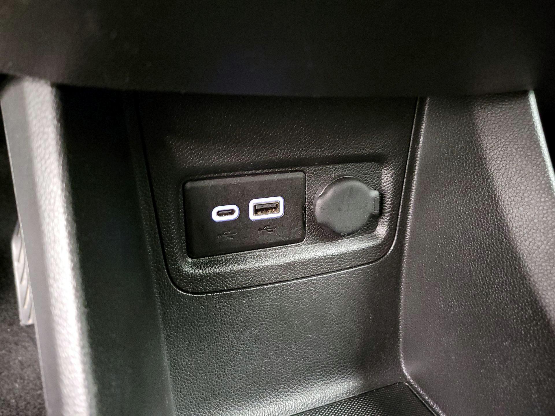 Thumbnail: 2021 Chevrolet Spark - 18