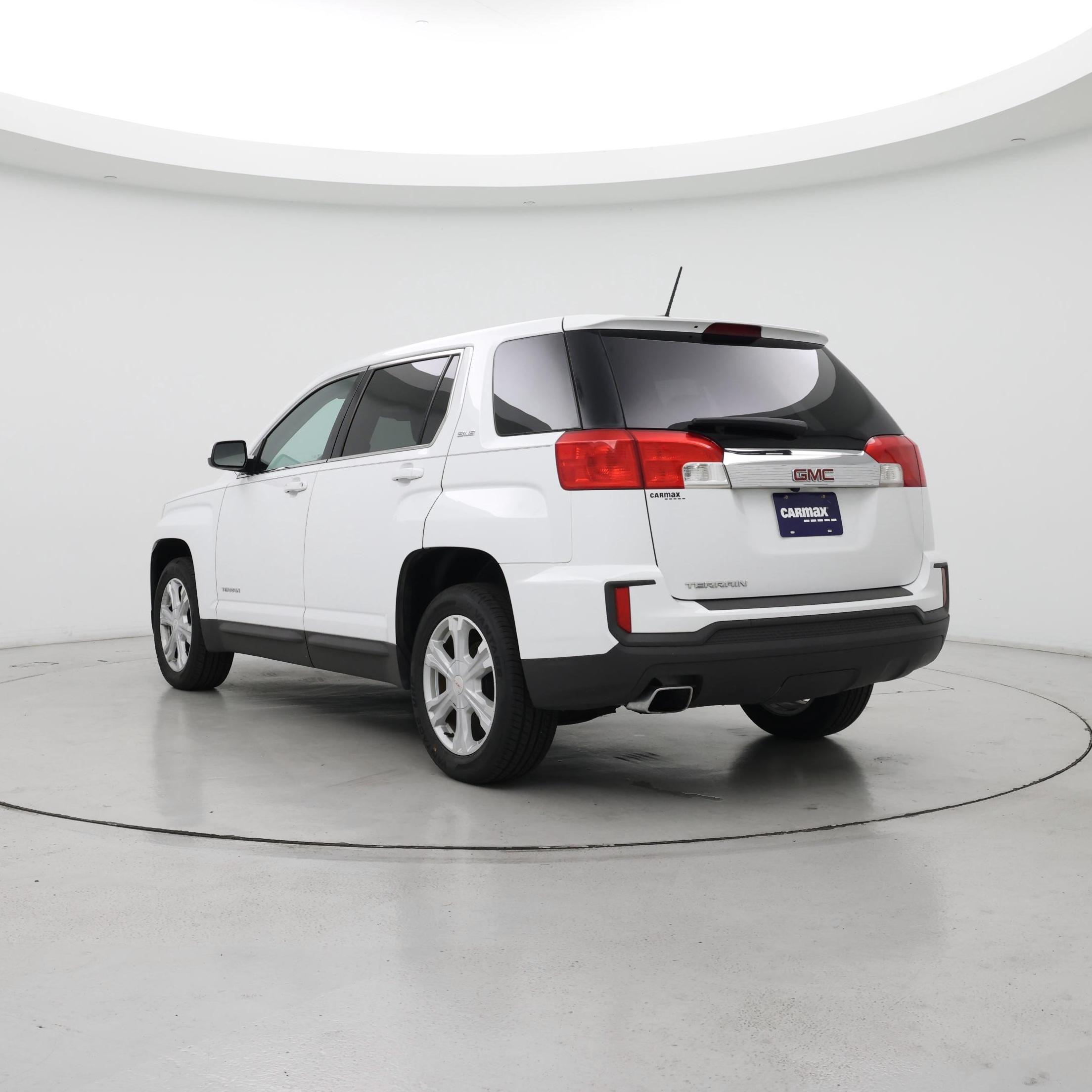 Thumbnail: 2017 GMC Terrain - 2