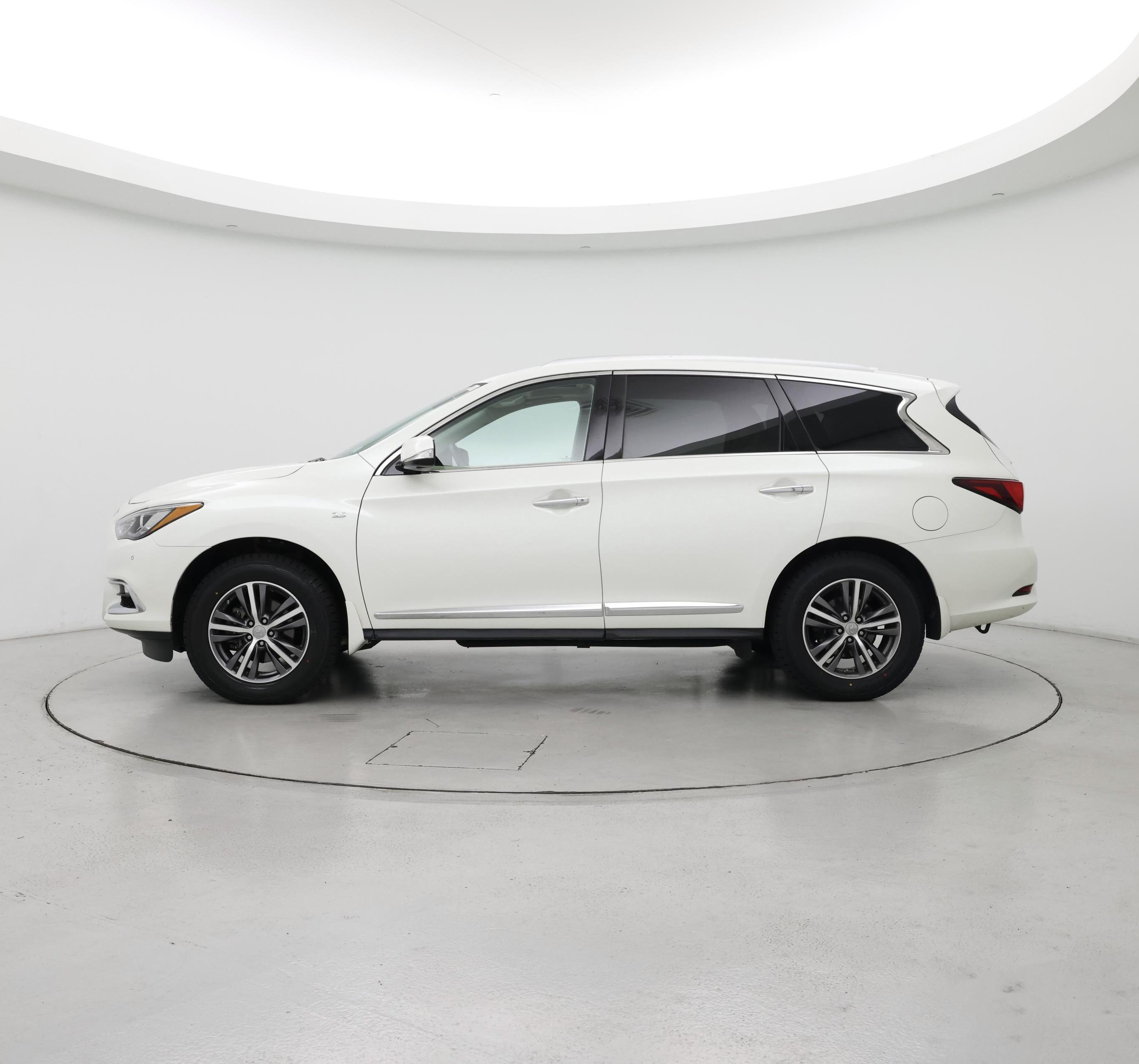Thumbnail: 2017 INFINITI QX60 - 3