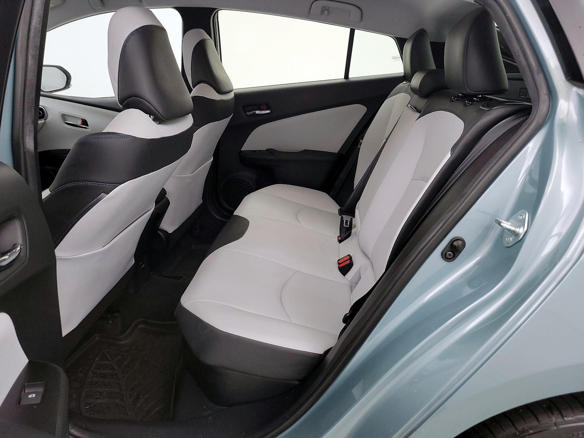 Thumbnail: 2016 Toyota Prius - 20