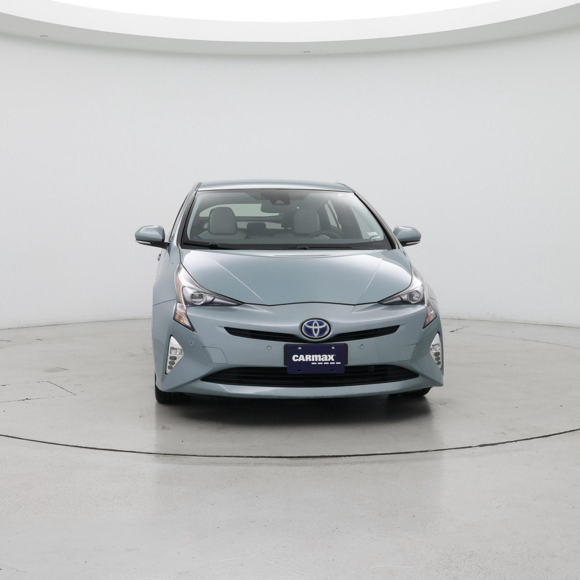 Thumbnail: 2016 Toyota Prius - 5