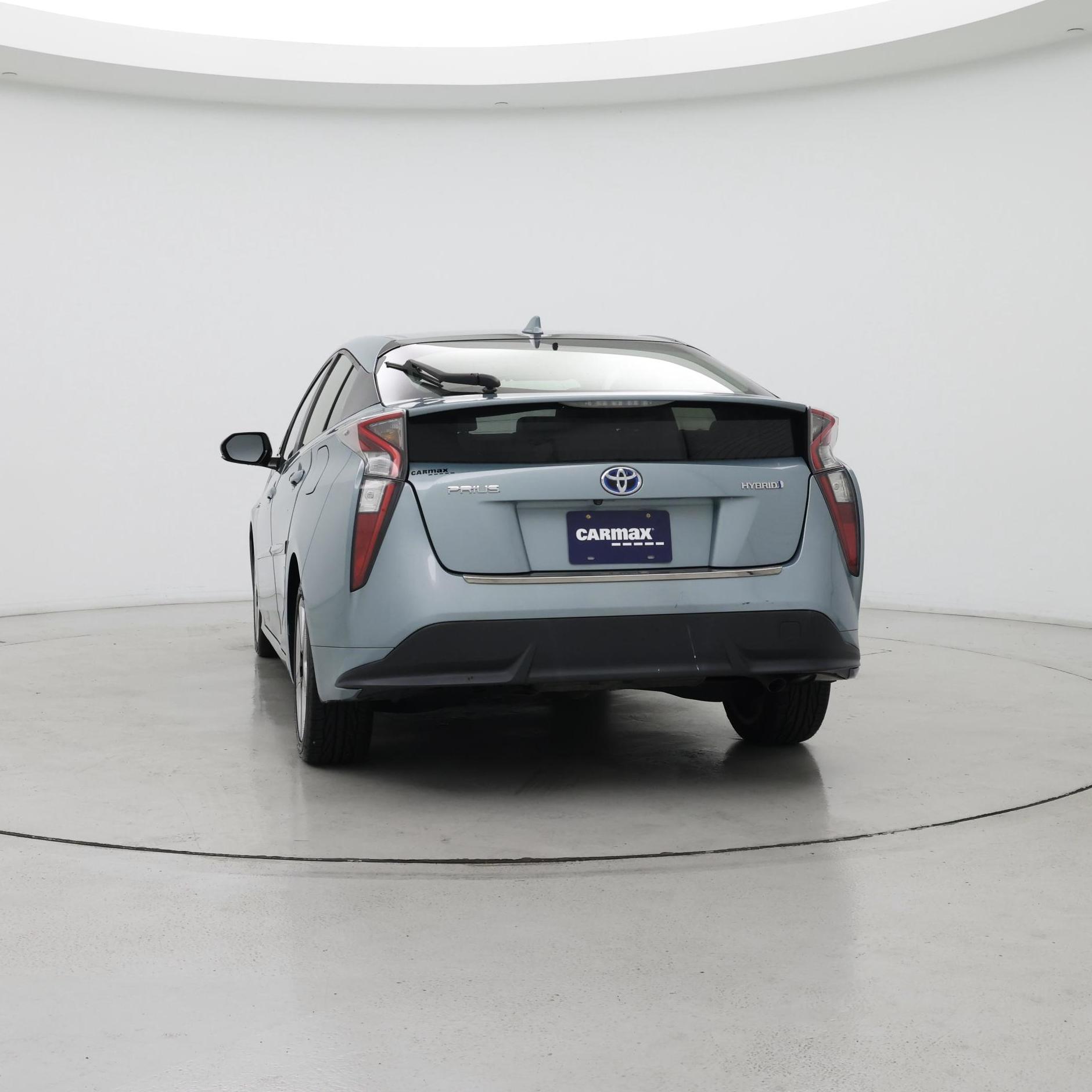 Thumbnail: 2016 Toyota Prius - 6