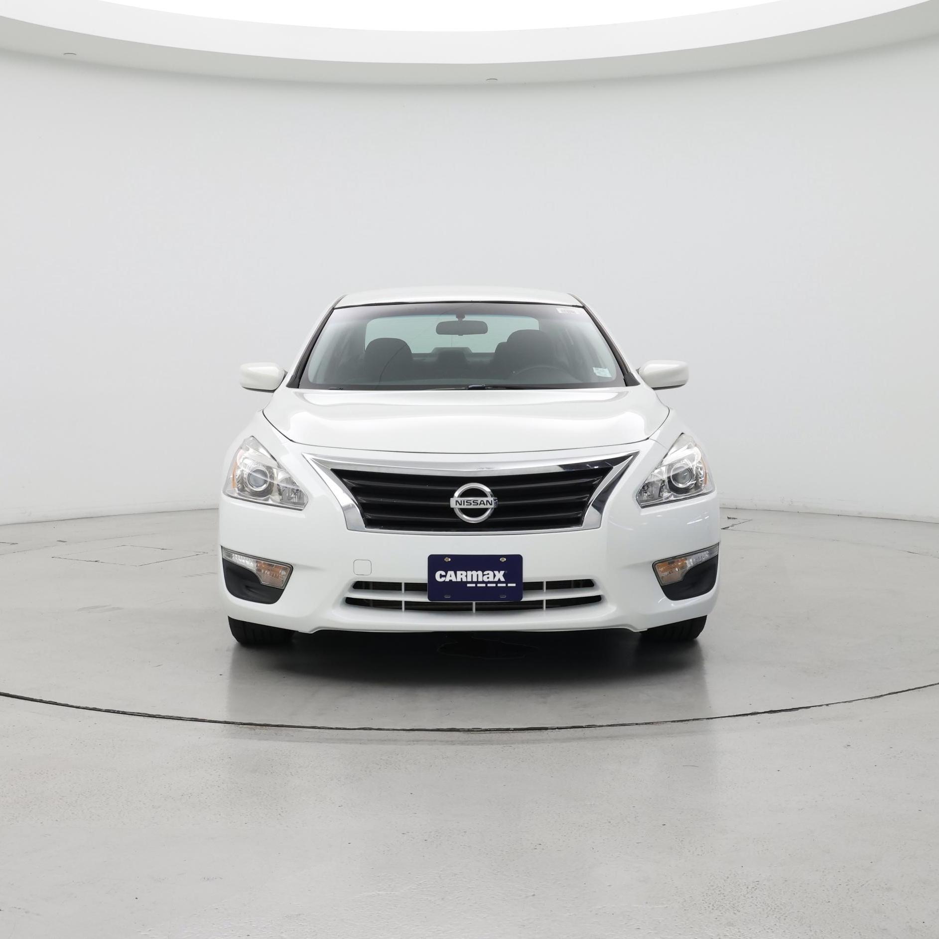Thumbnail: 2015 Nissan Altima - 5