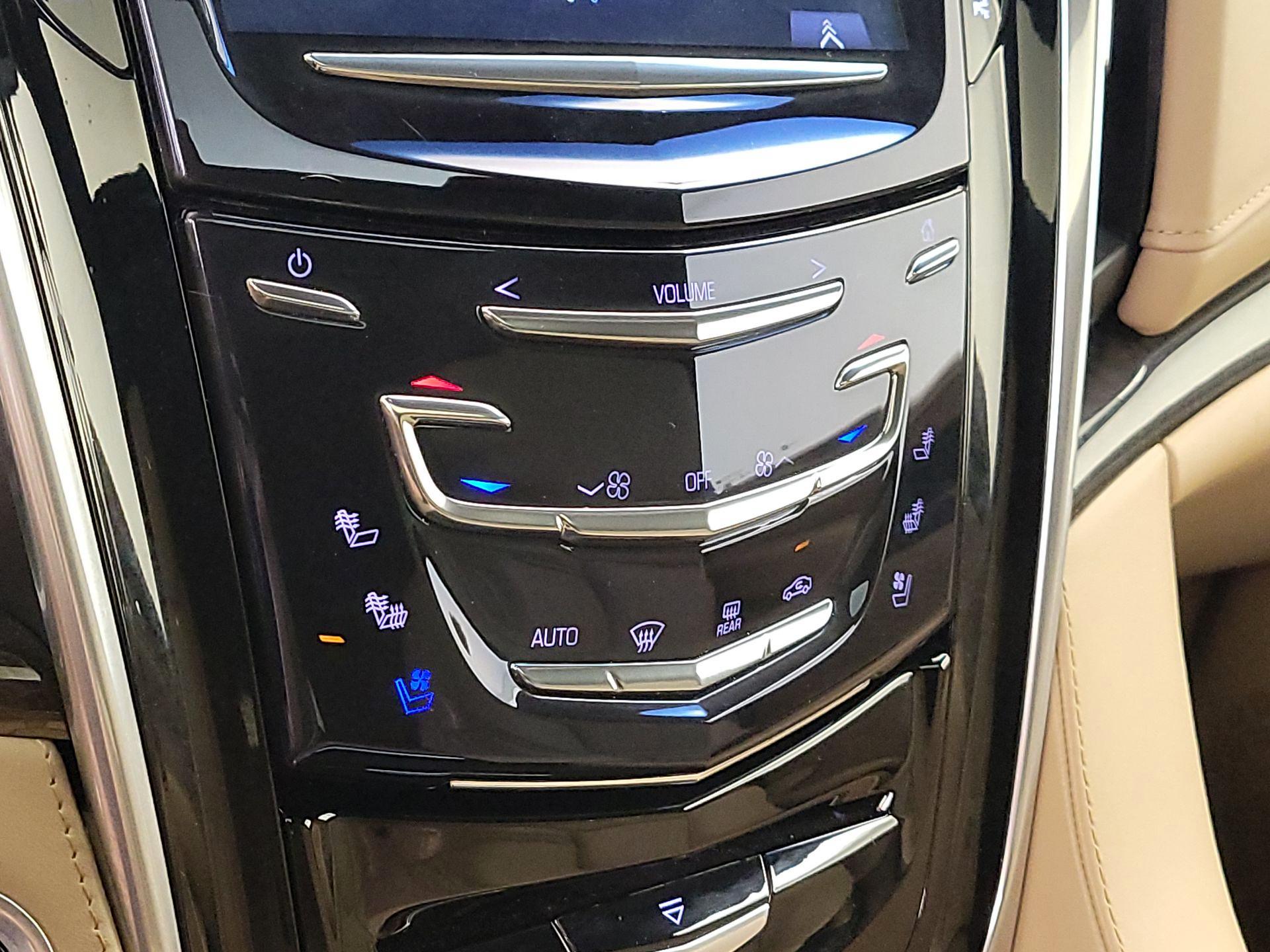 Thumbnail: 2018 Cadillac Escalade - 17