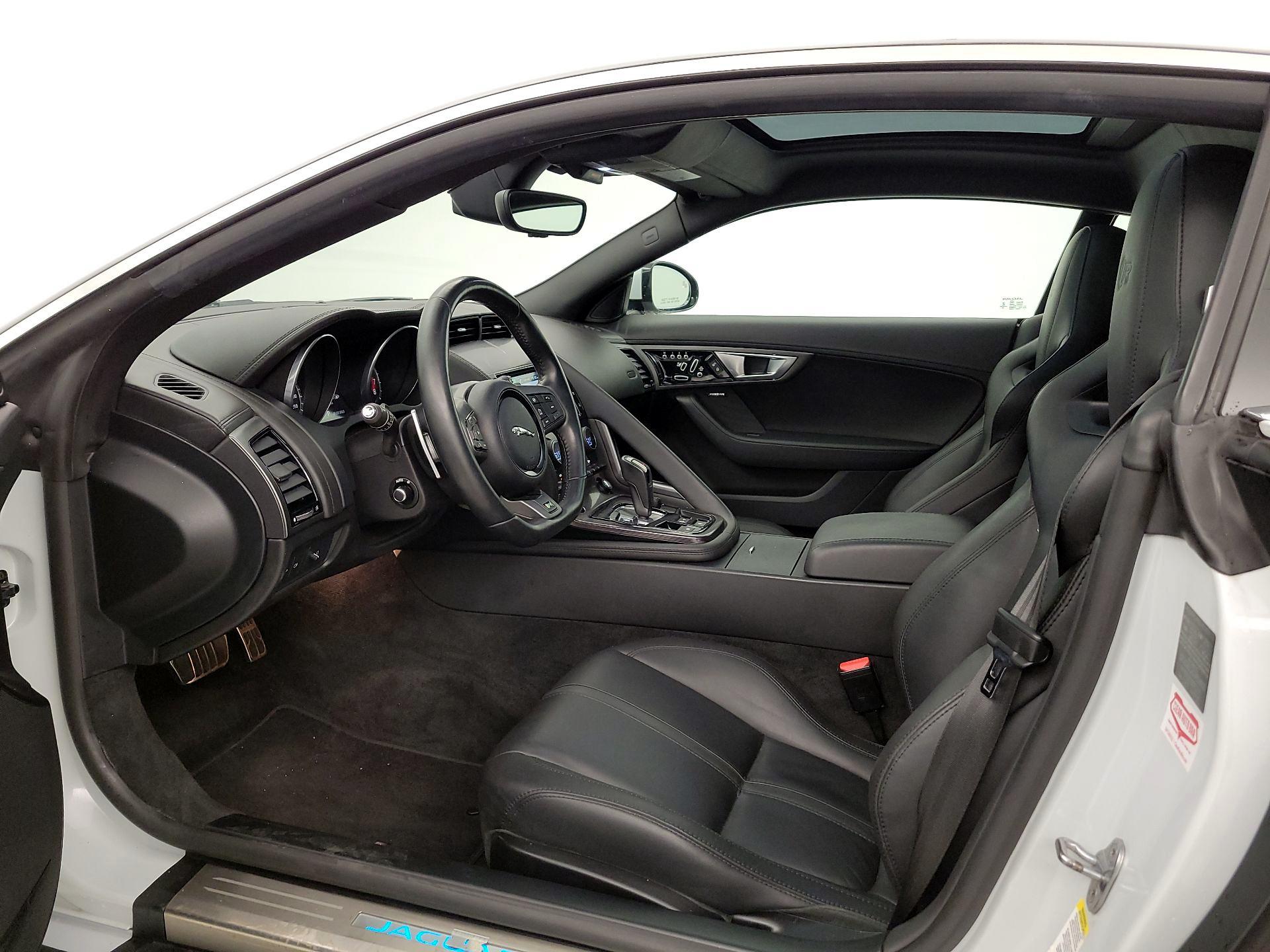 Thumbnail: 2016 Jaguar F-Type - 11