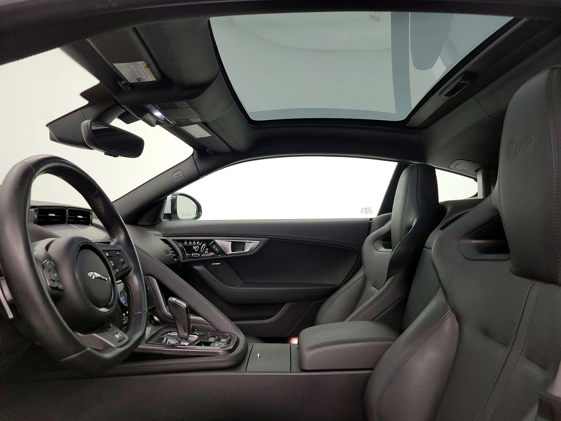 Thumbnail: 2016 Jaguar F-Type - 20