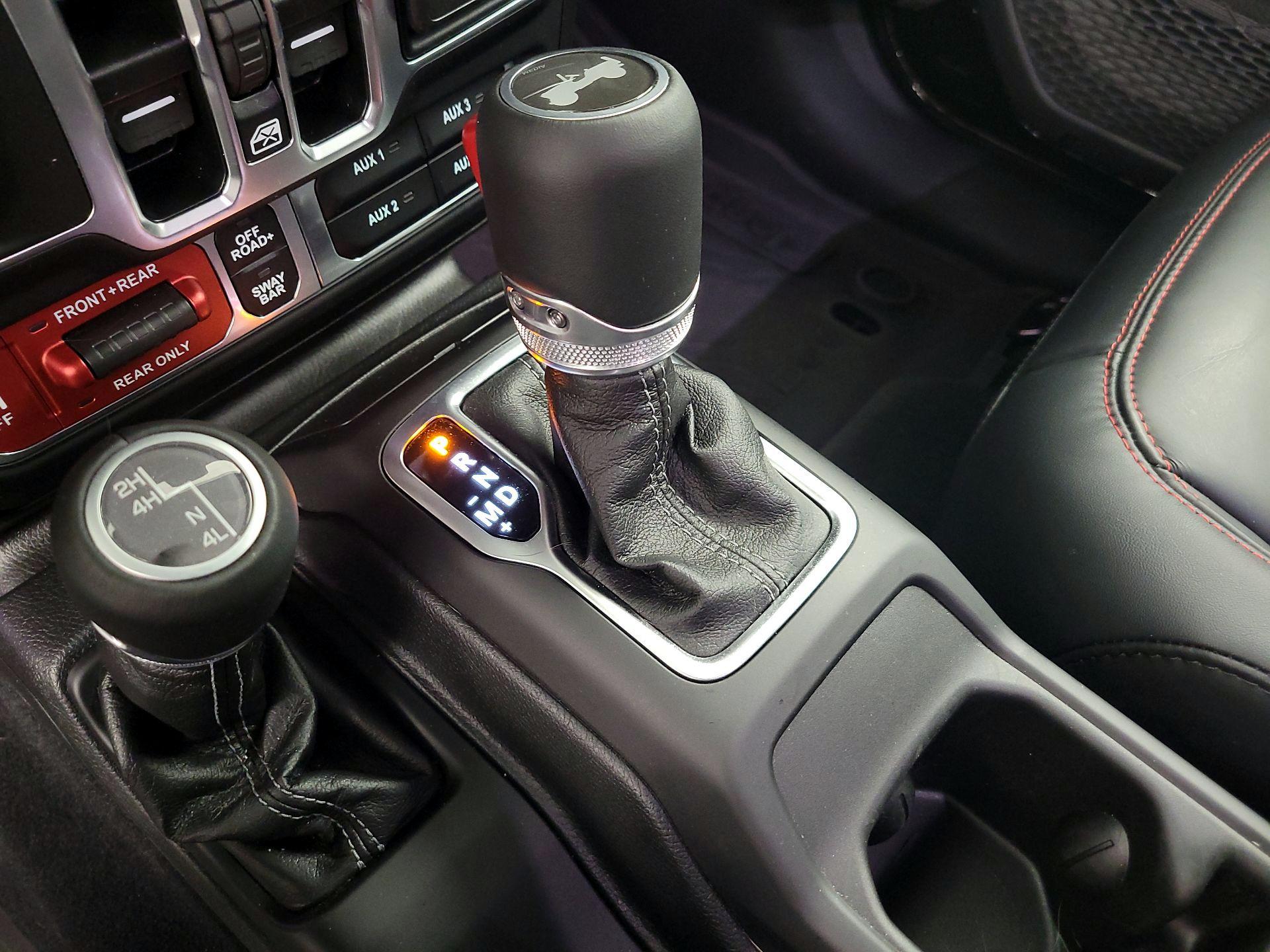Thumbnail: 2025 Jeep Wrangler - 17