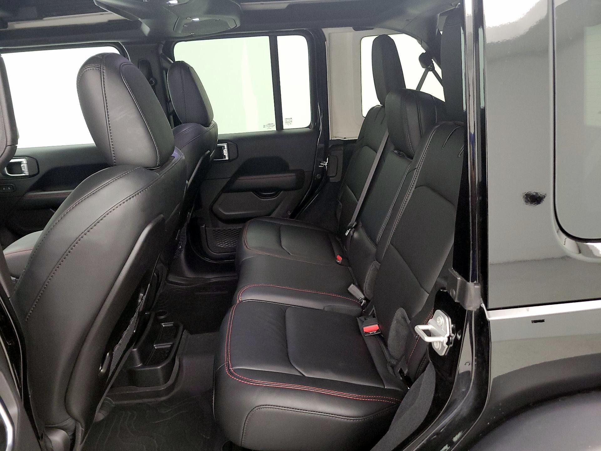 Thumbnail: 2025 Jeep Wrangler - 19