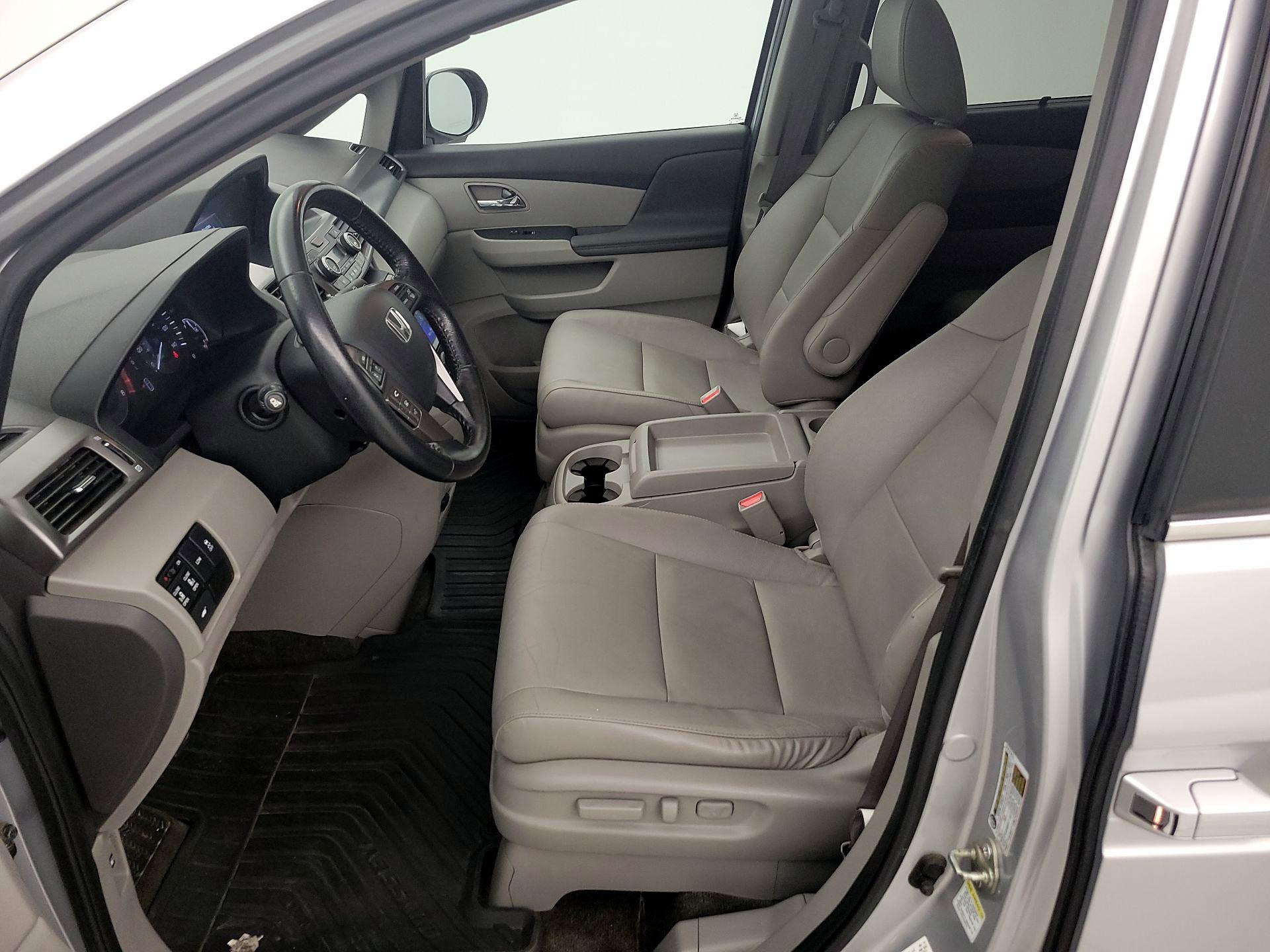 Thumbnail: 2015 Honda Odyssey - 11