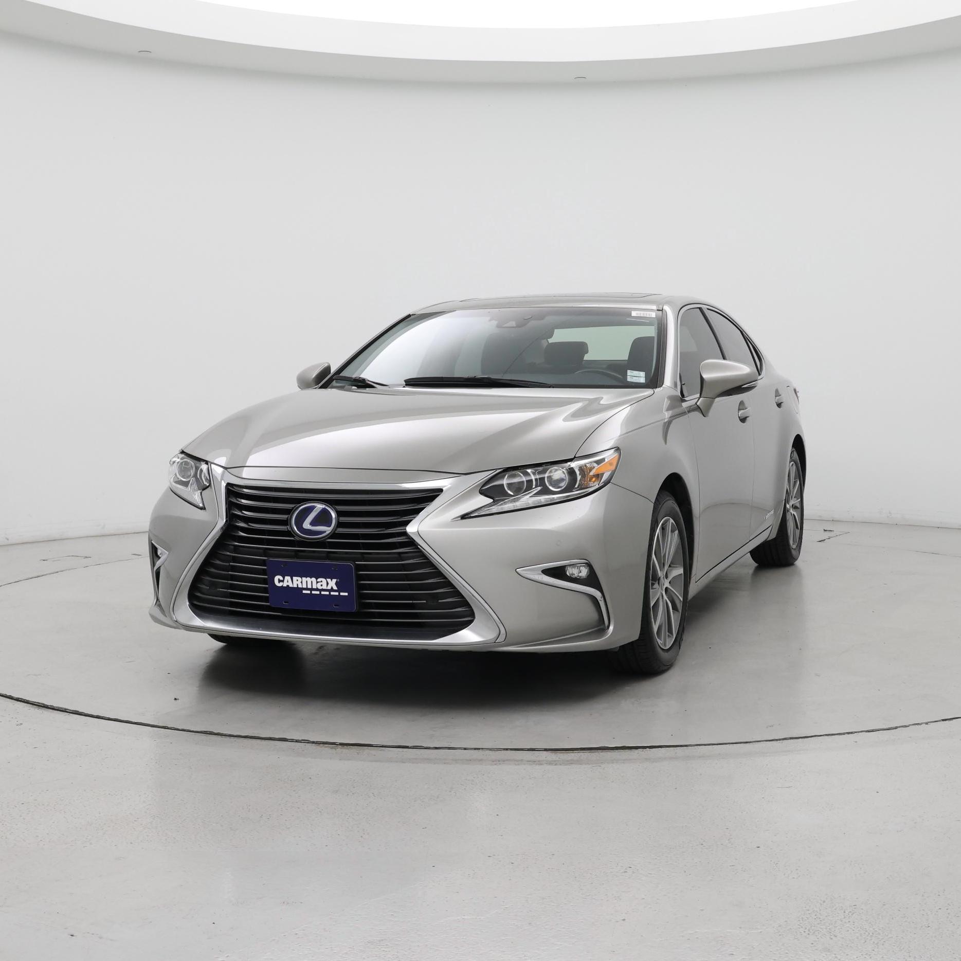 Thumbnail: 2016 Lexus ES - 4