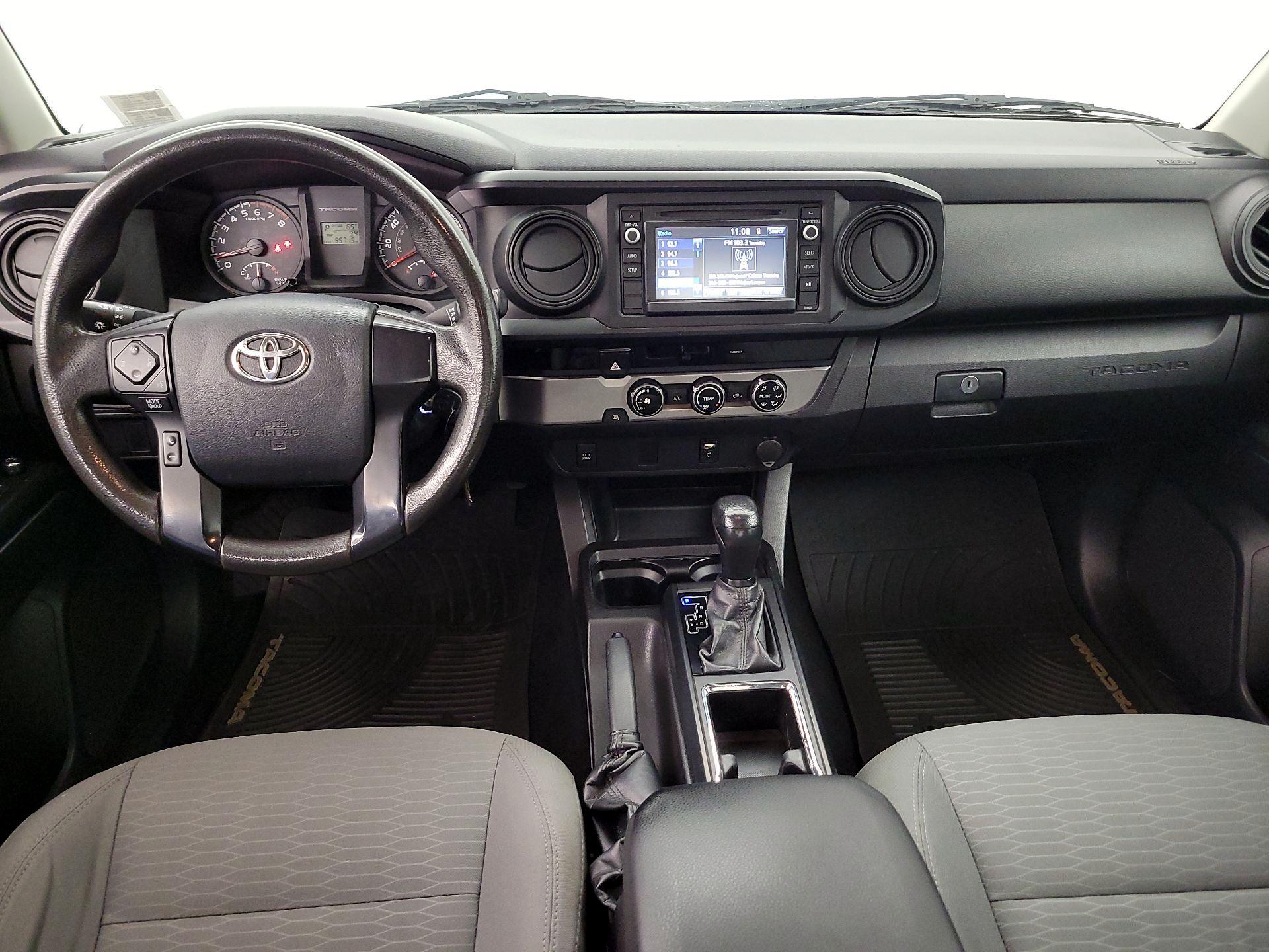 Thumbnail: 2016 Toyota Tacoma - 9