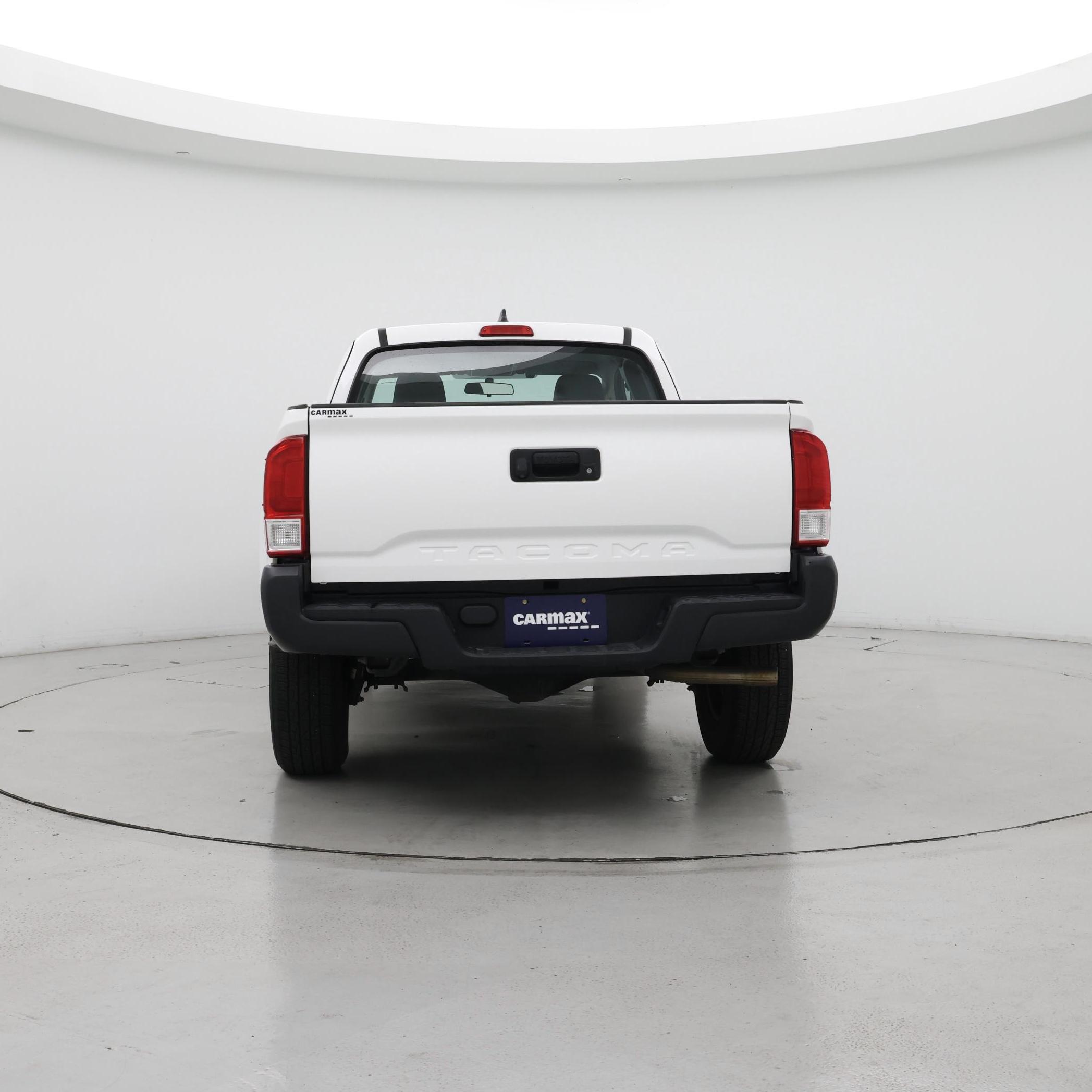 Thumbnail: 2016 Toyota Tacoma - 6