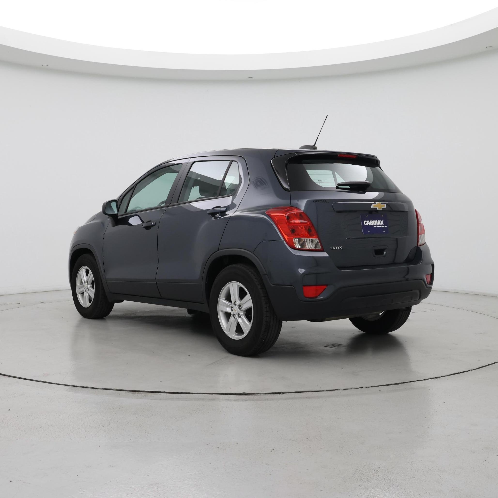 Thumbnail: 2021 Chevrolet Trax - 2