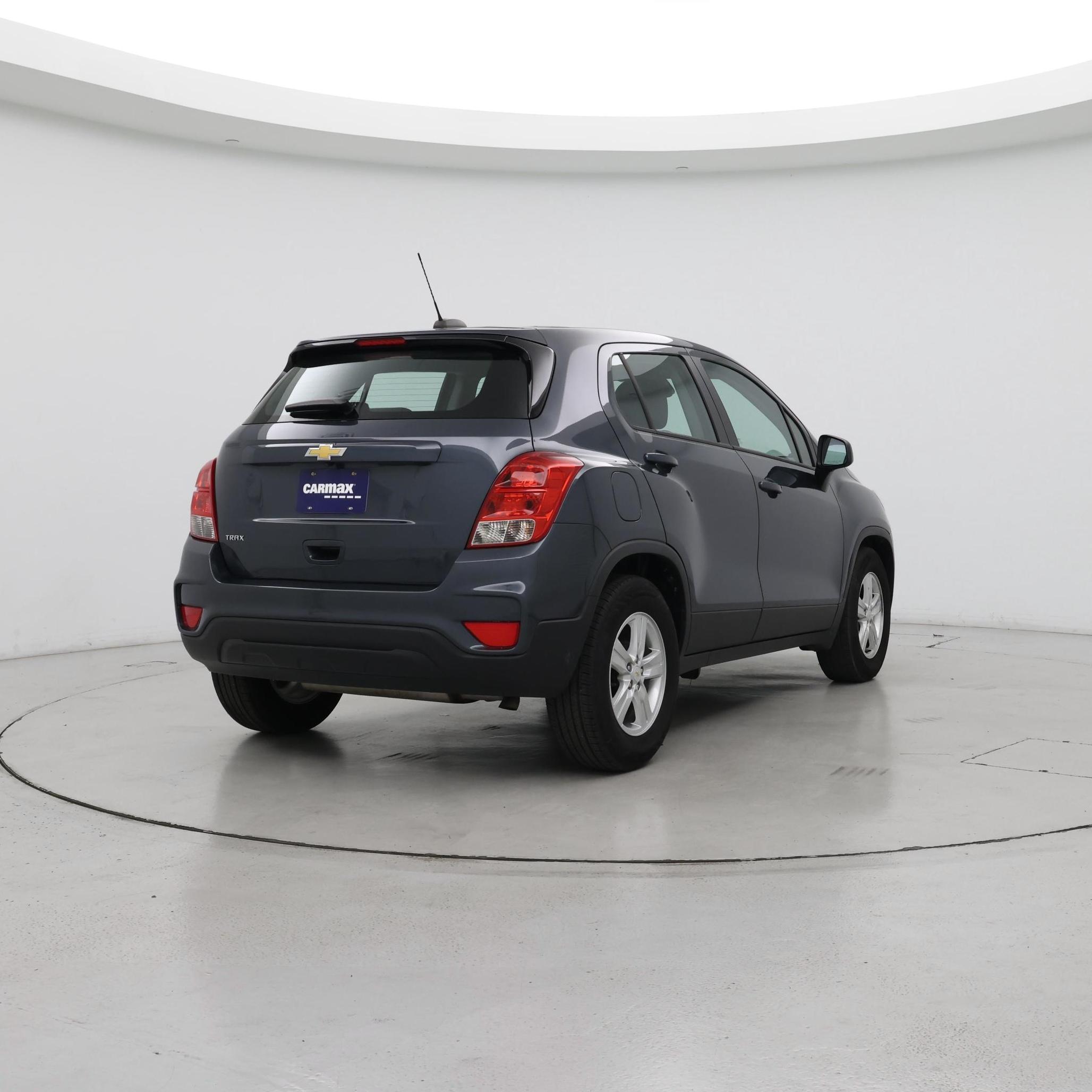 Thumbnail: 2021 Chevrolet Trax - 8