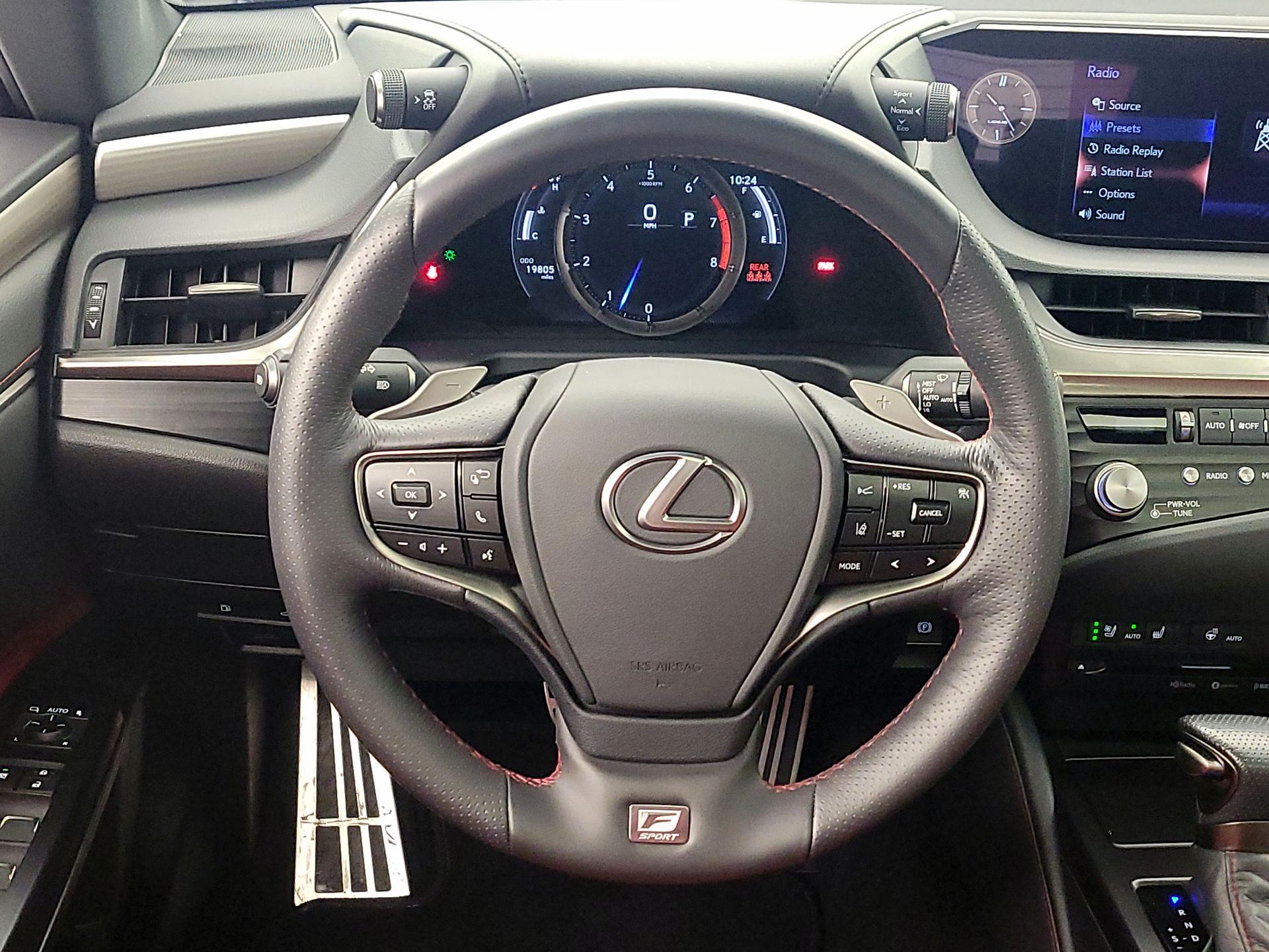 Thumbnail: 2021 Lexus ES - 10