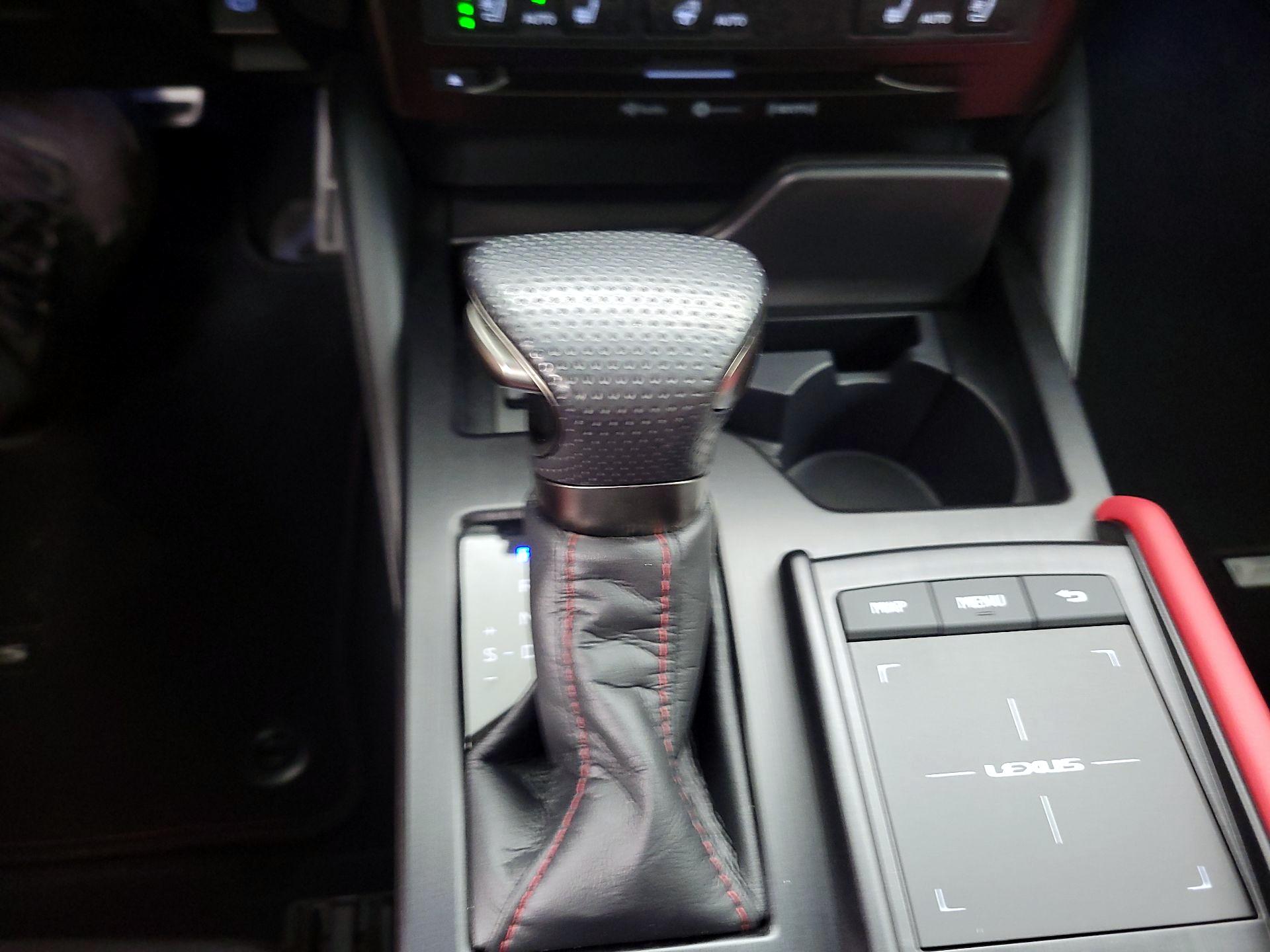 Thumbnail: 2021 Lexus ES - 18