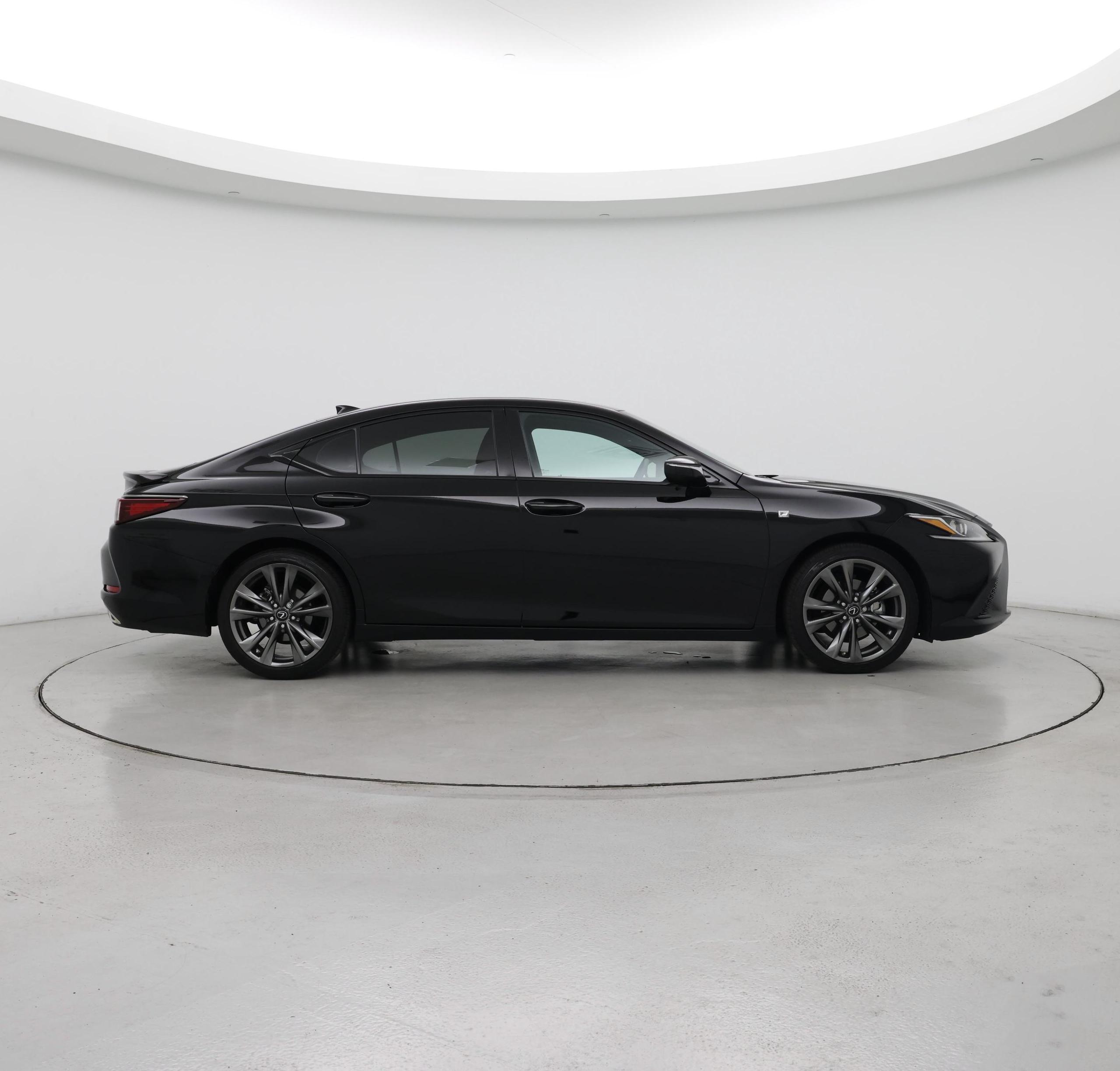 Thumbnail: 2021 Lexus ES - 7