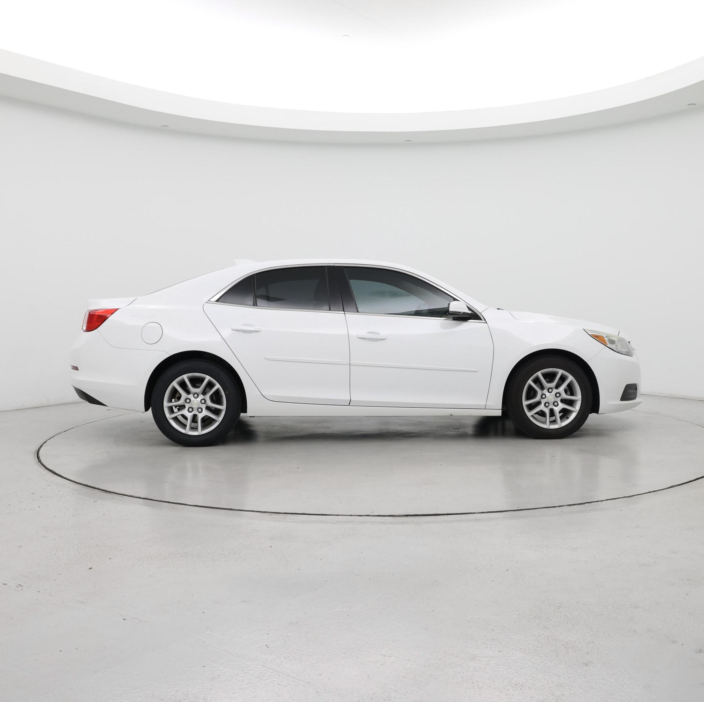Thumbnail: 2015 Chevrolet Malibu - 7