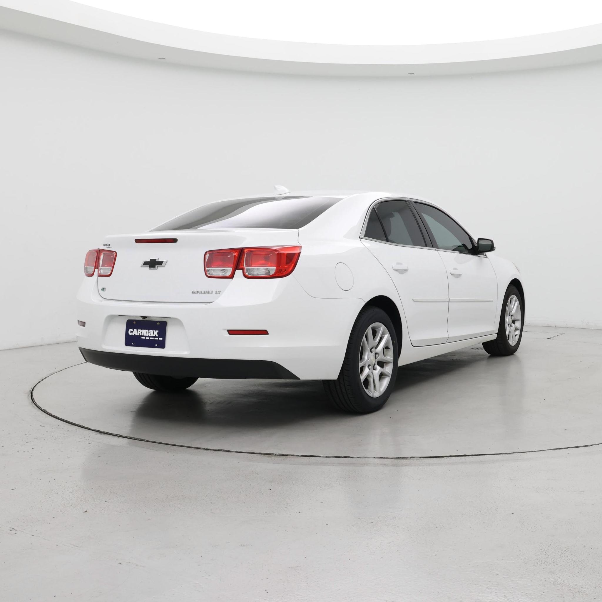 Thumbnail: 2015 Chevrolet Malibu - 8