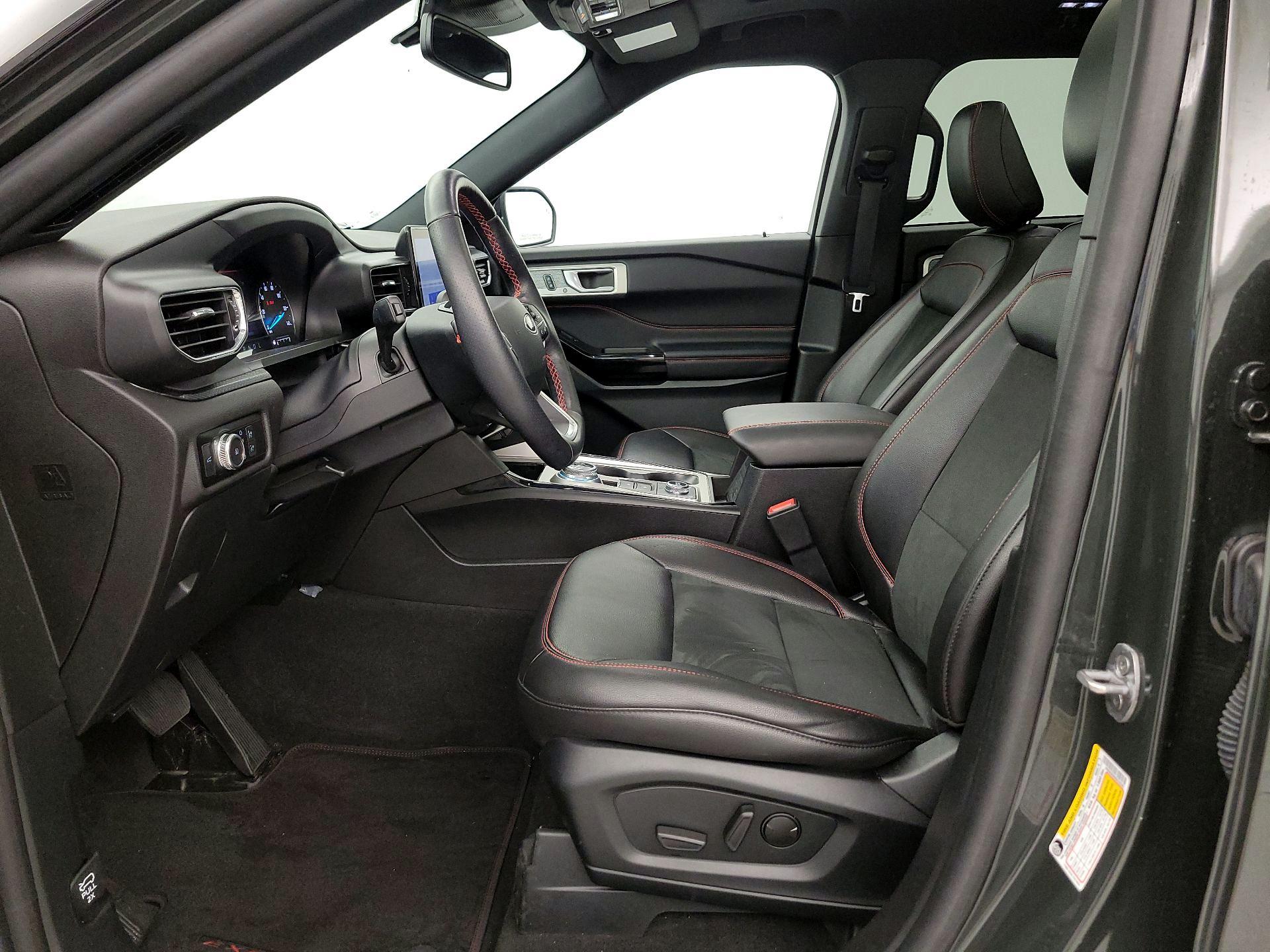 Thumbnail: 2022 Ford Explorer - 11