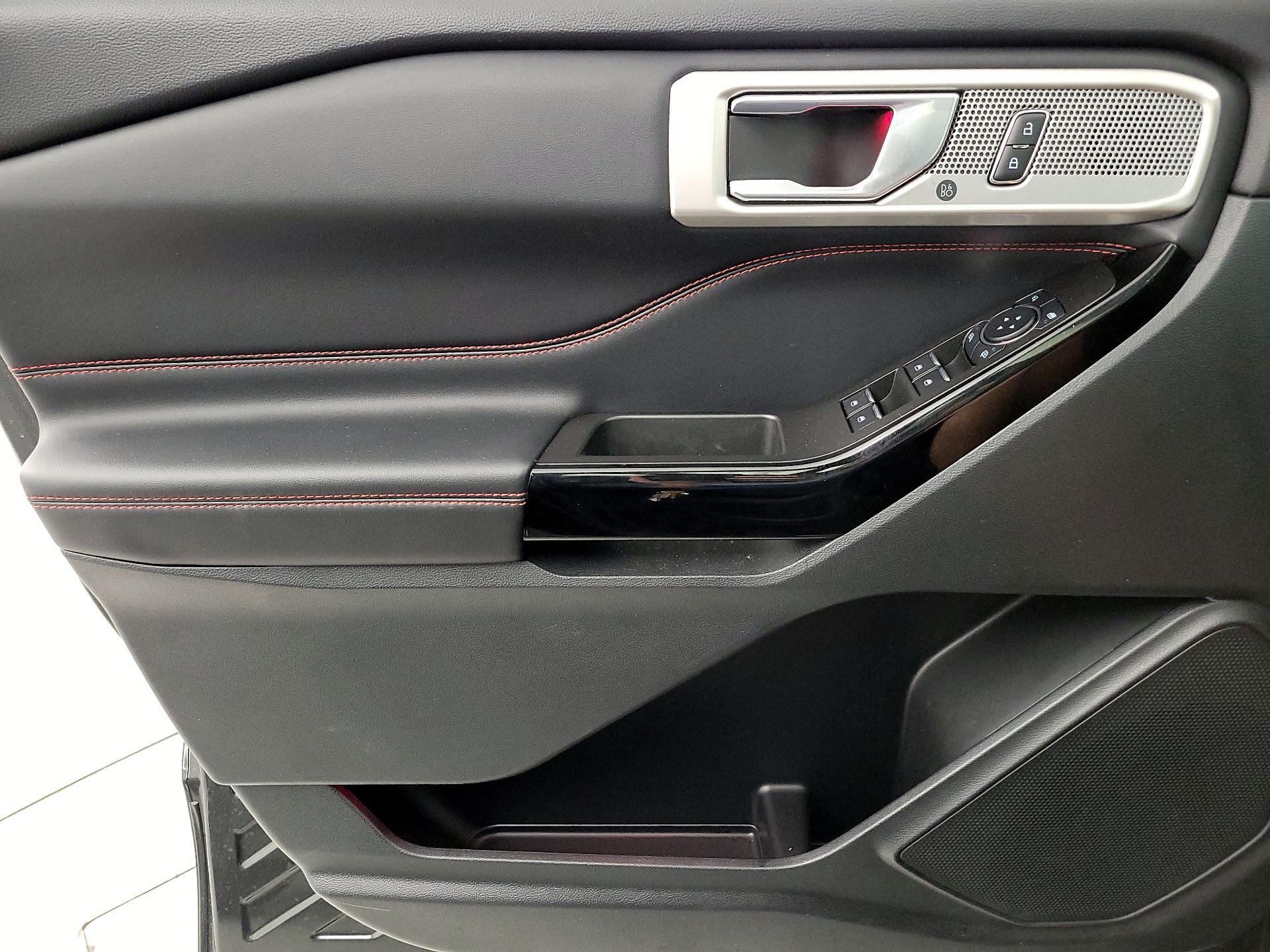 Thumbnail: 2022 Ford Explorer - 12