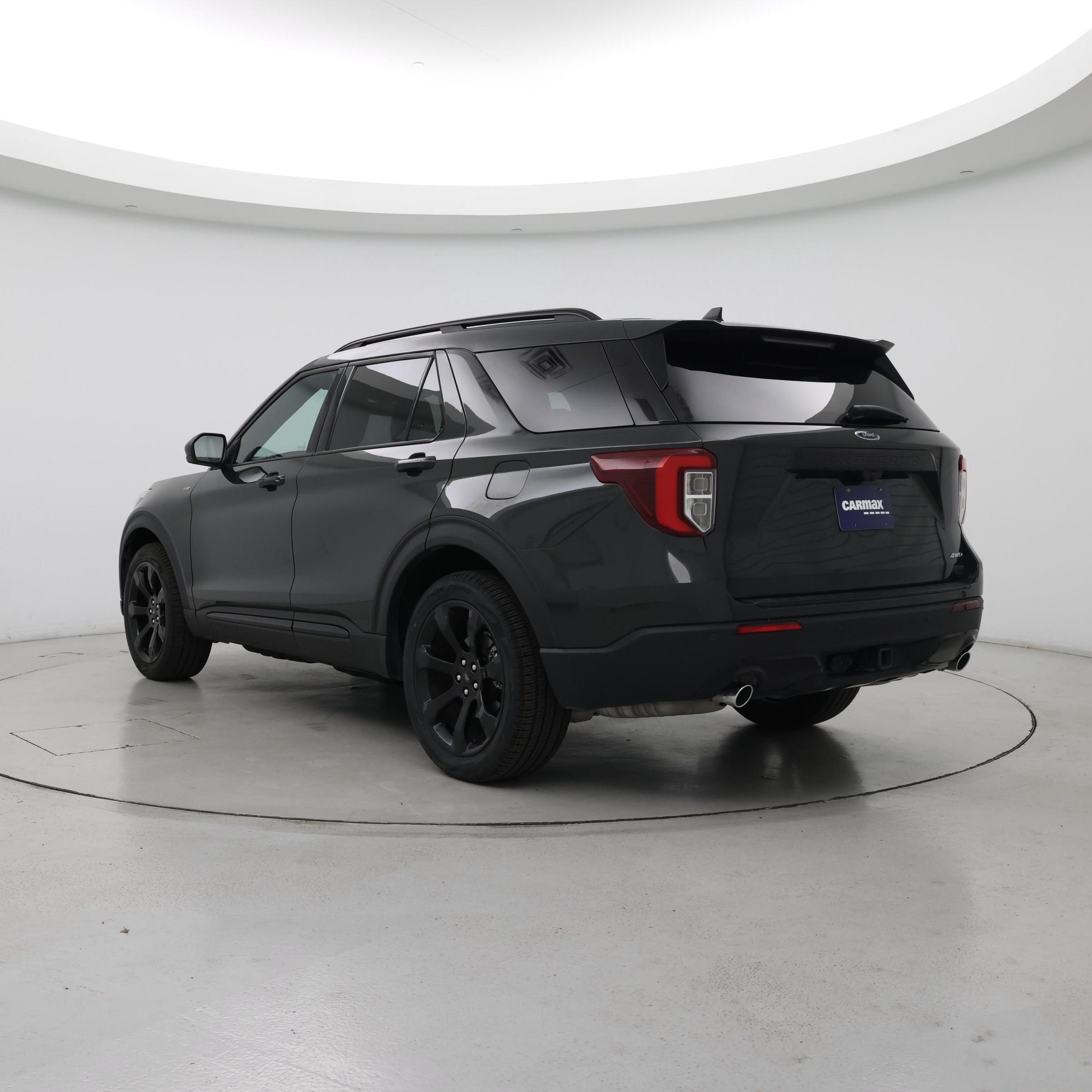 Thumbnail: 2022 Ford Explorer - 2