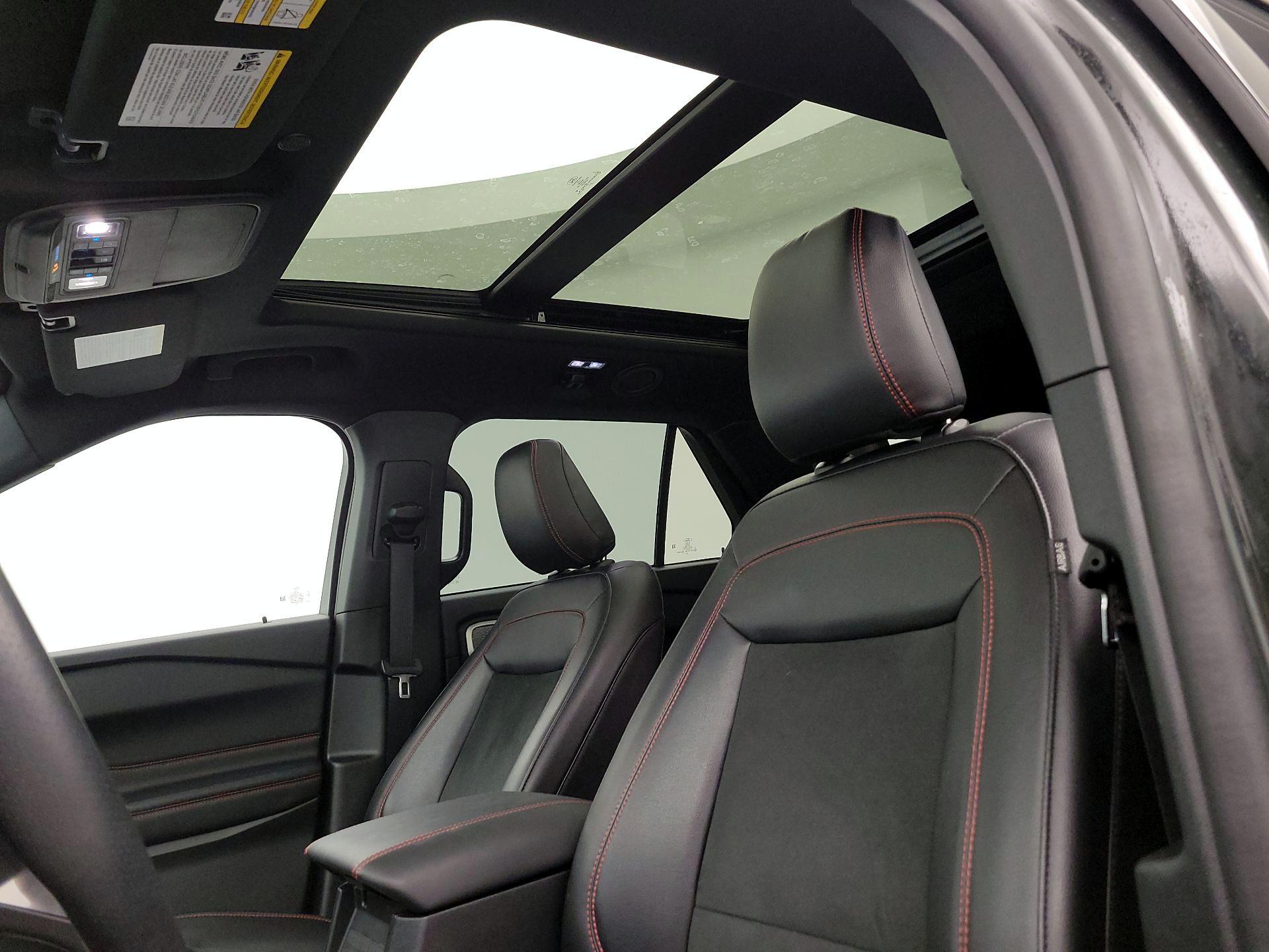 Thumbnail: 2022 Ford Explorer - 20