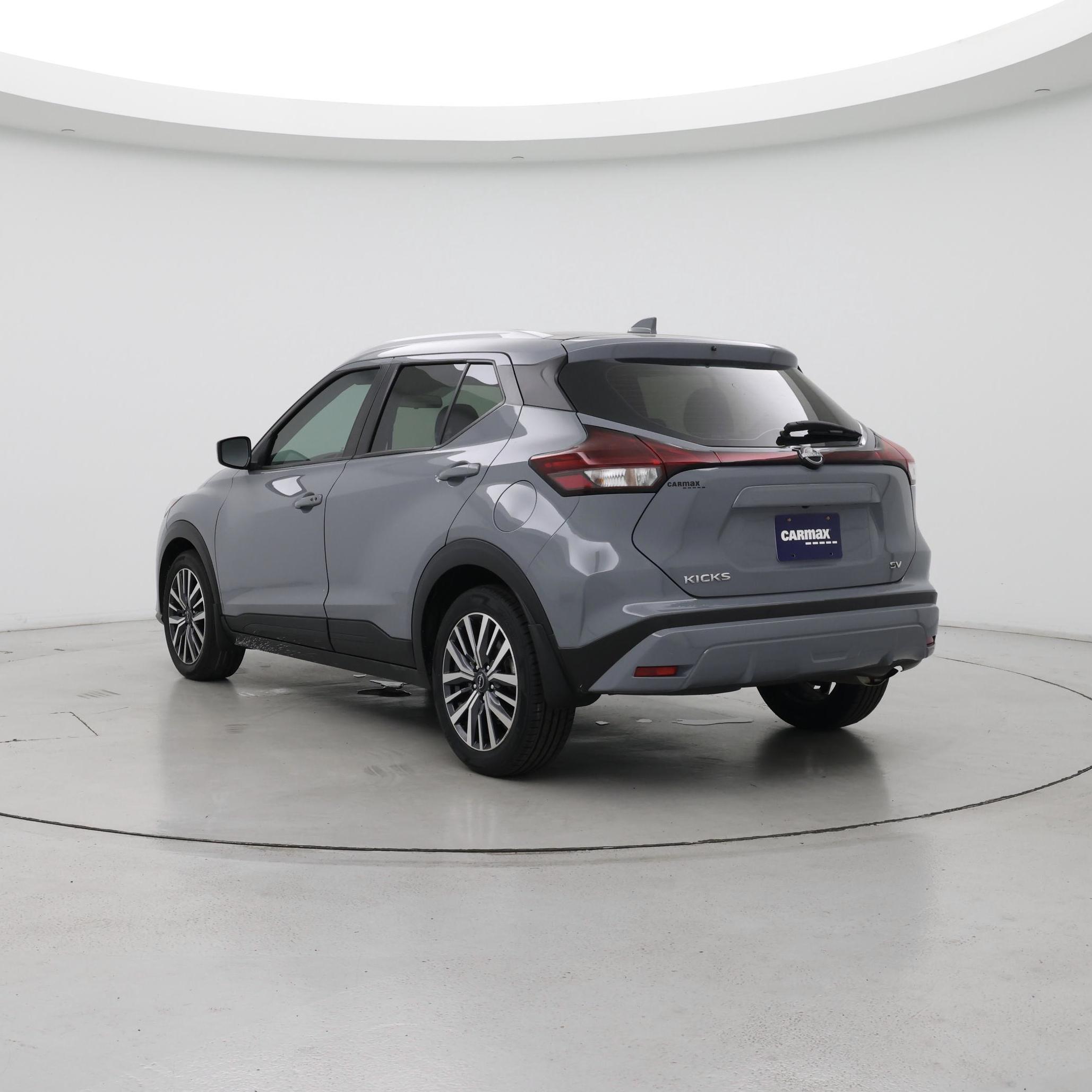 Thumbnail: 2023 Nissan Kicks - 2