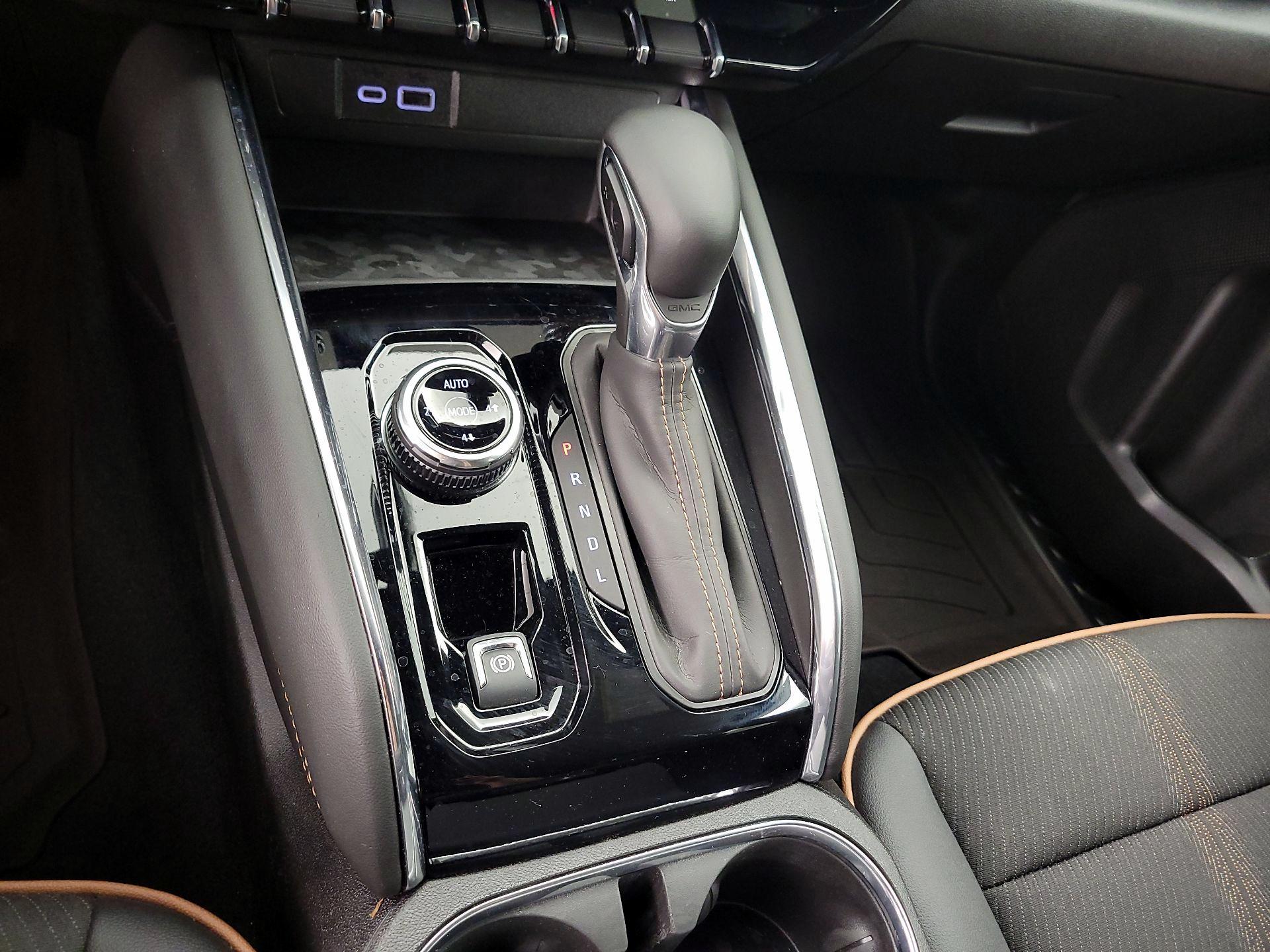 Thumbnail: 2025 GMC Canyon - 18