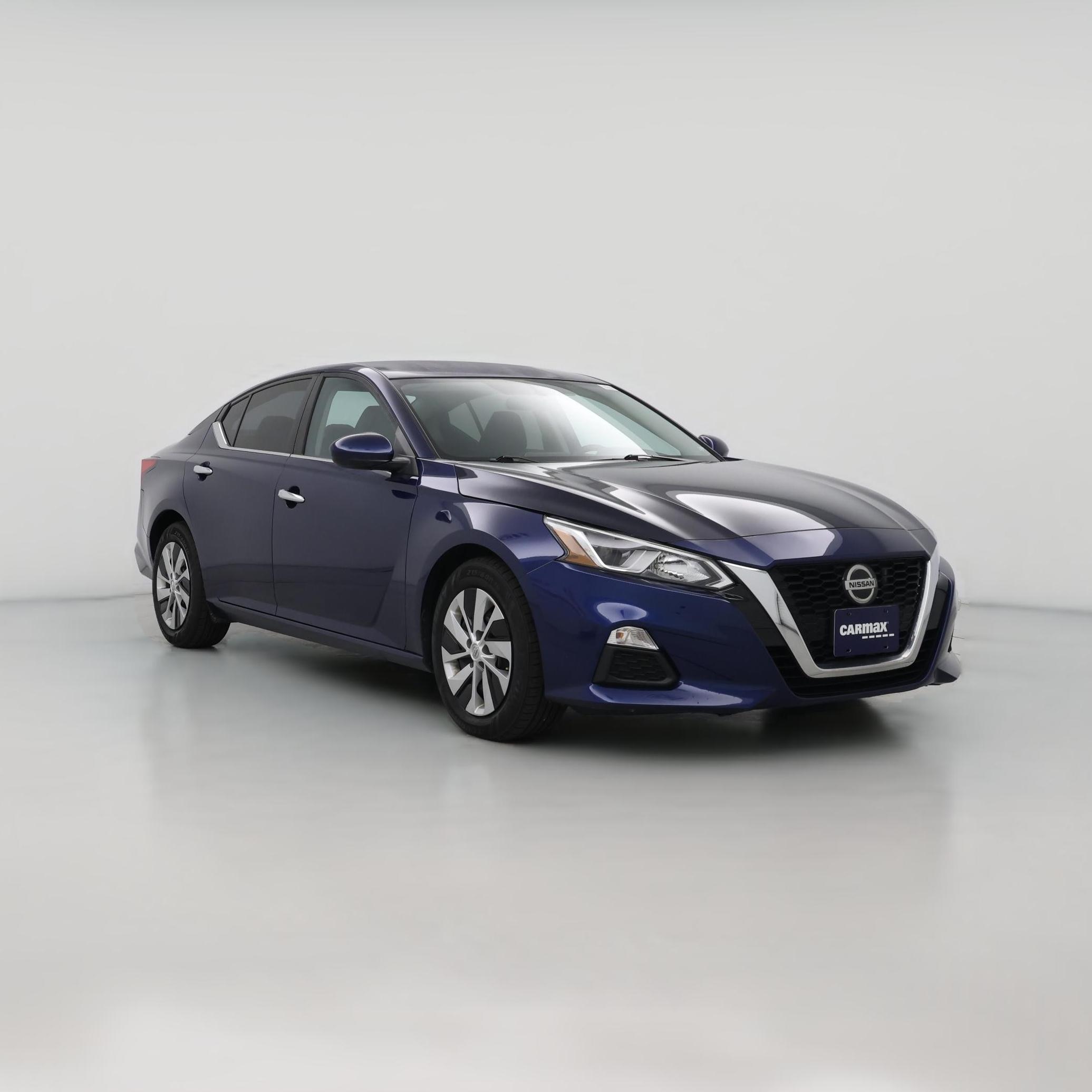 Thumbnail: 2020 Nissan Altima - 1