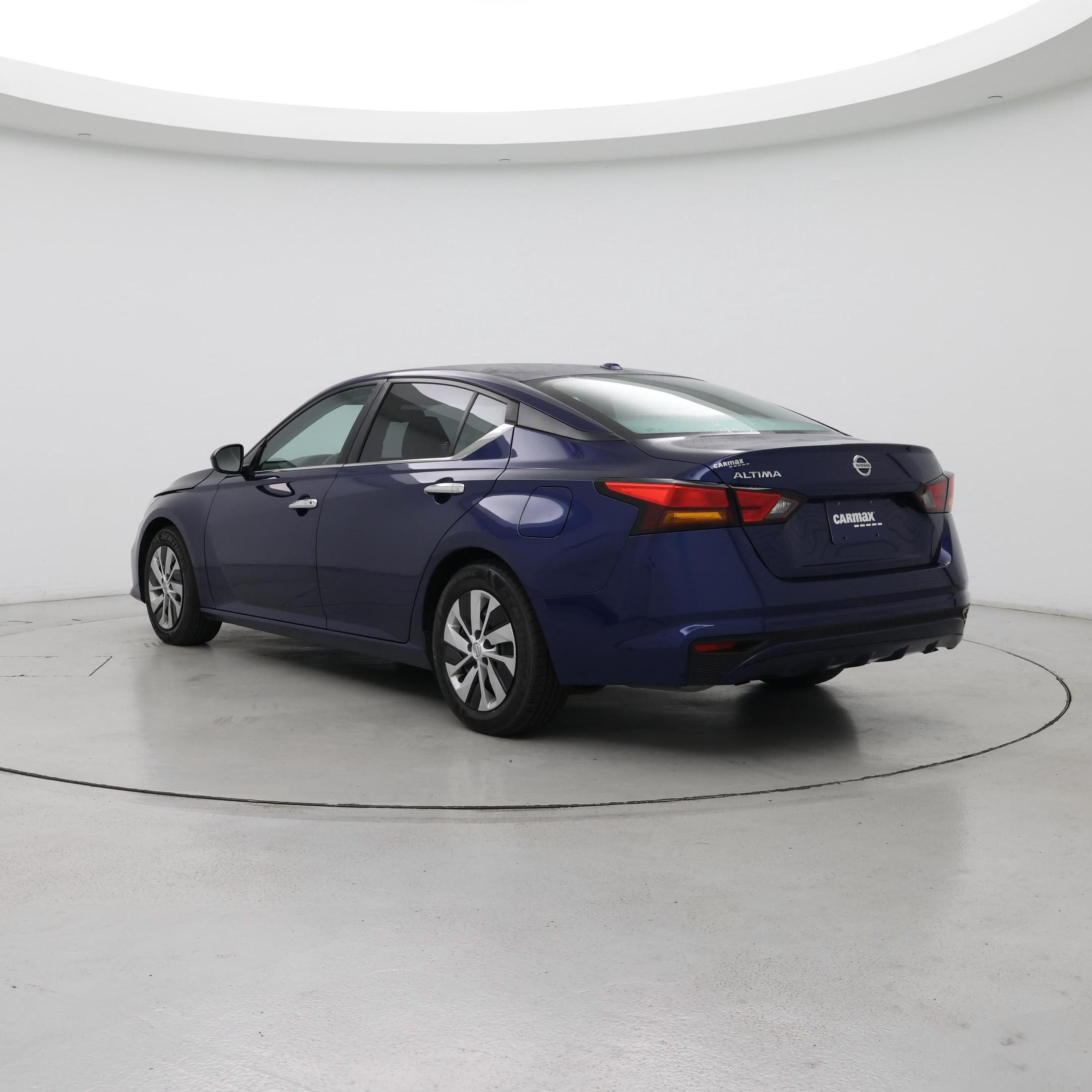 Thumbnail: 2020 Nissan Altima - 2