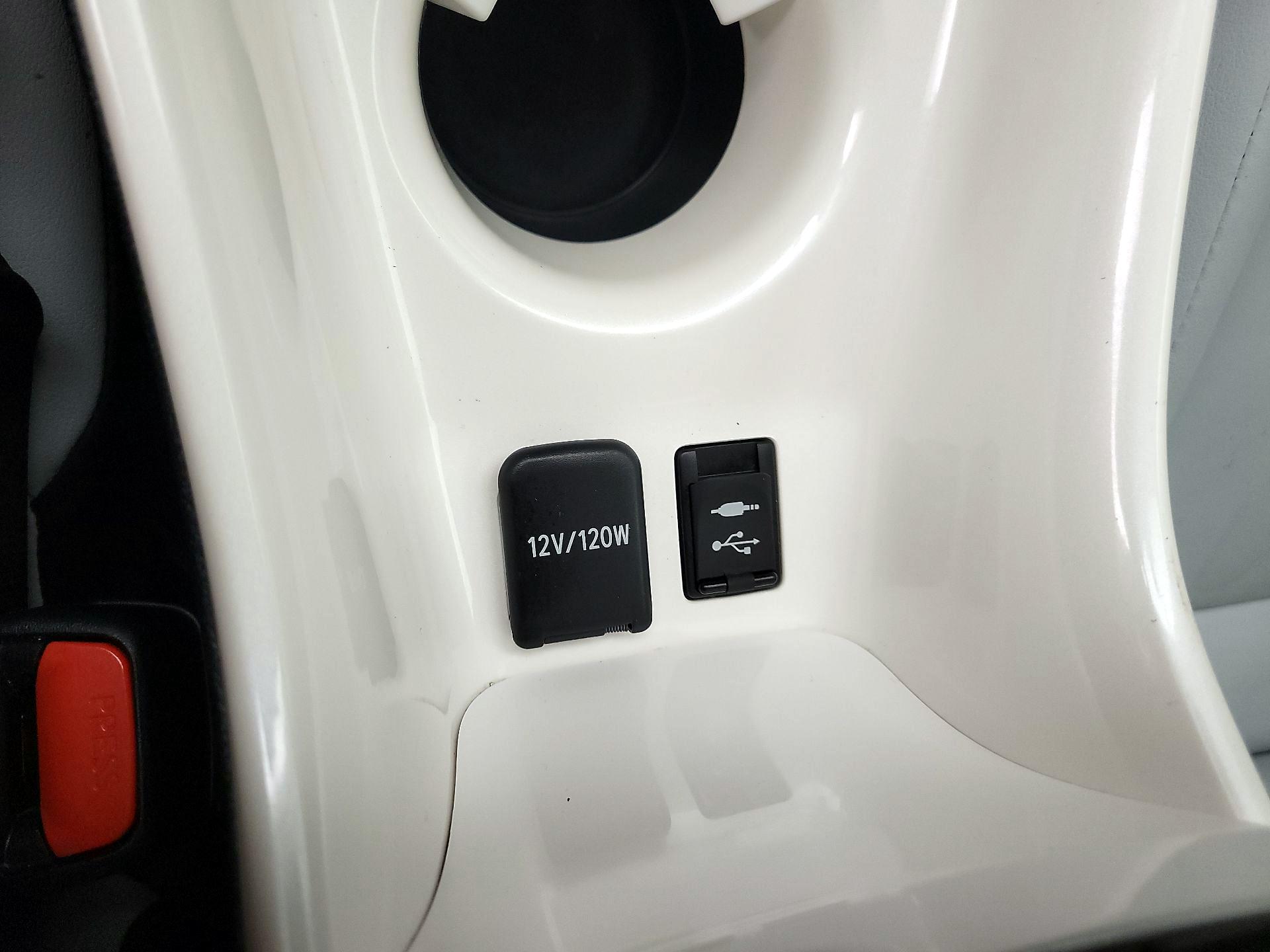 Thumbnail: 2016 Toyota Prius - 19