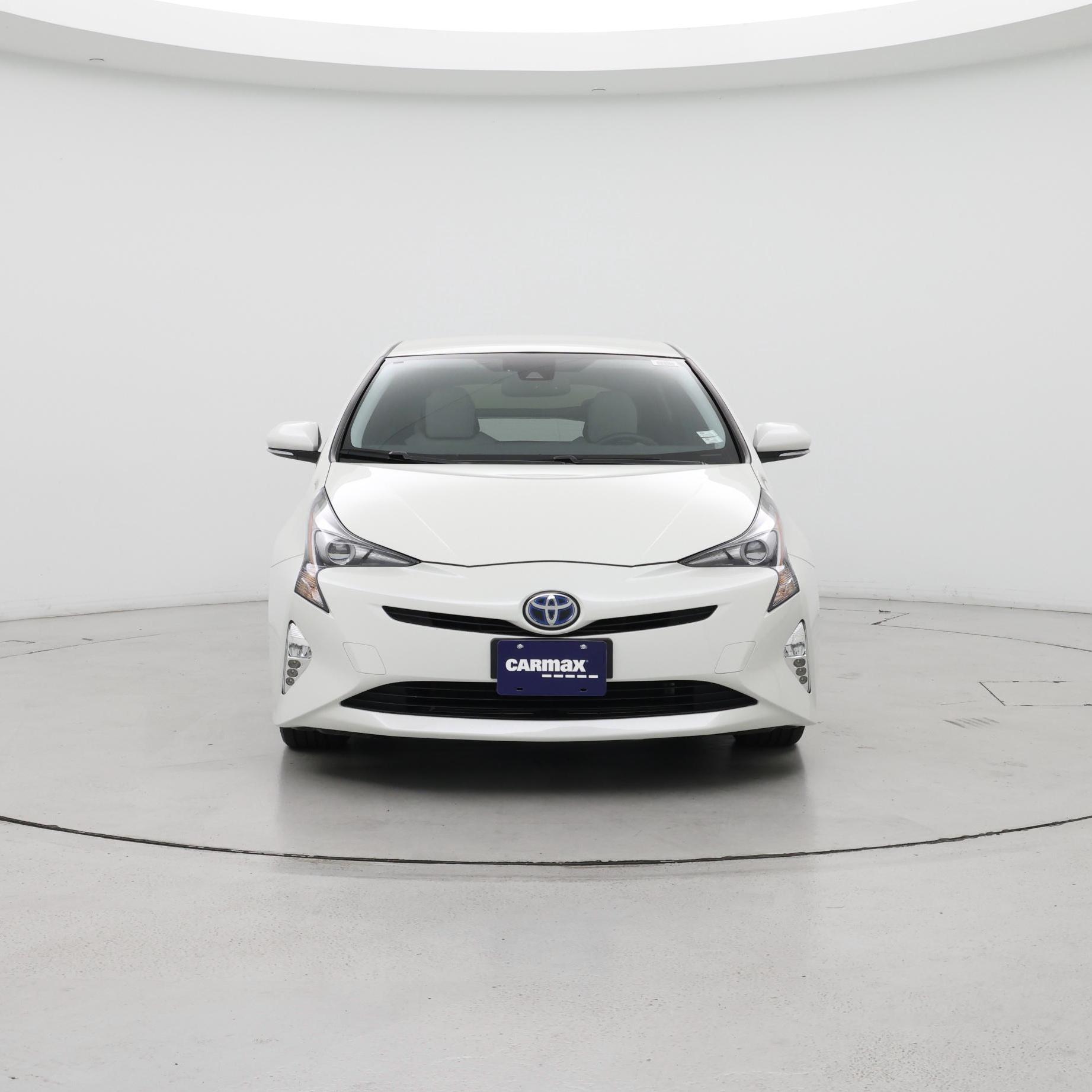 Thumbnail: 2016 Toyota Prius - 5