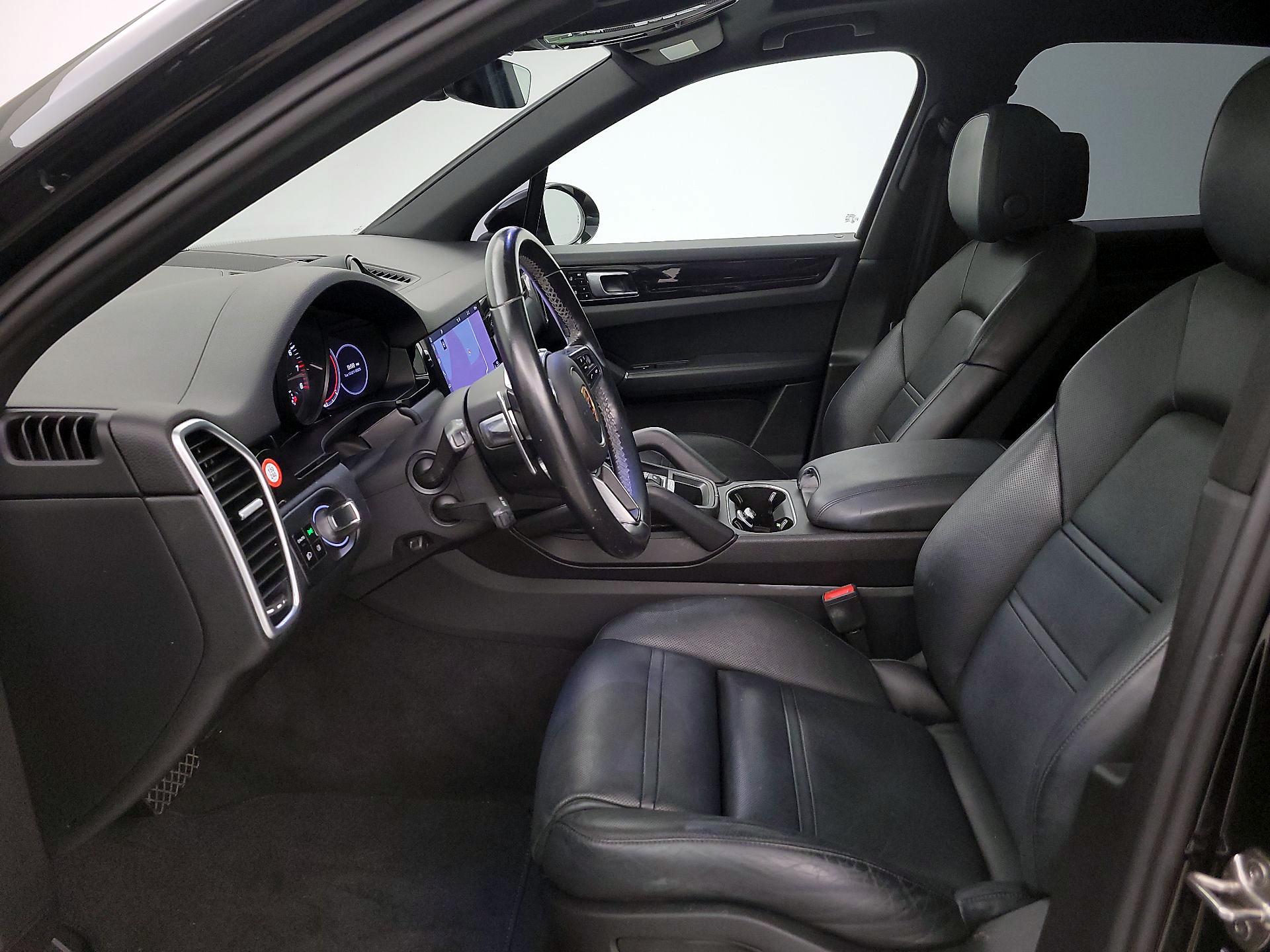 Thumbnail: 2019 Porsche Cayenne - 11