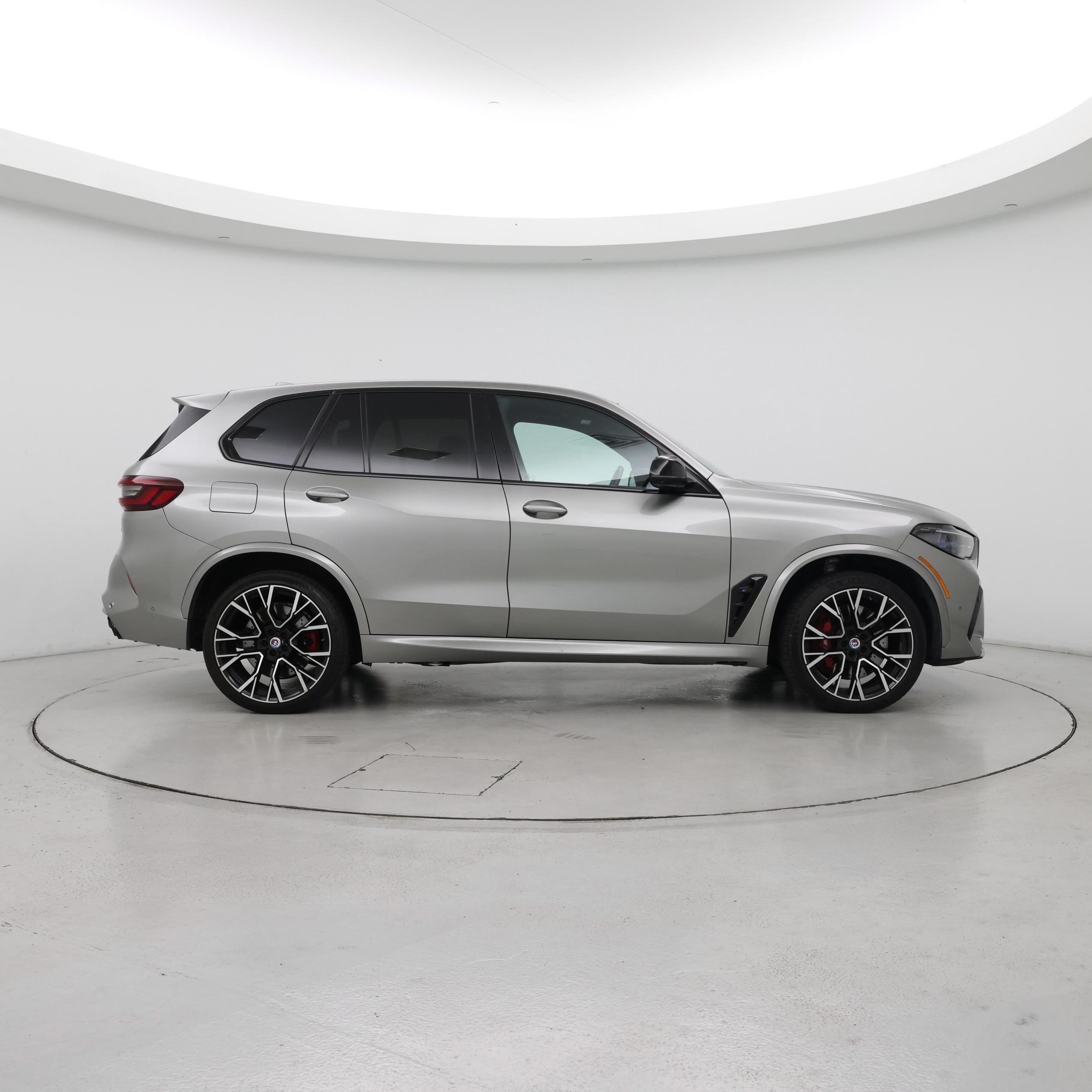 Thumbnail: 2023 BMW X5 - 7