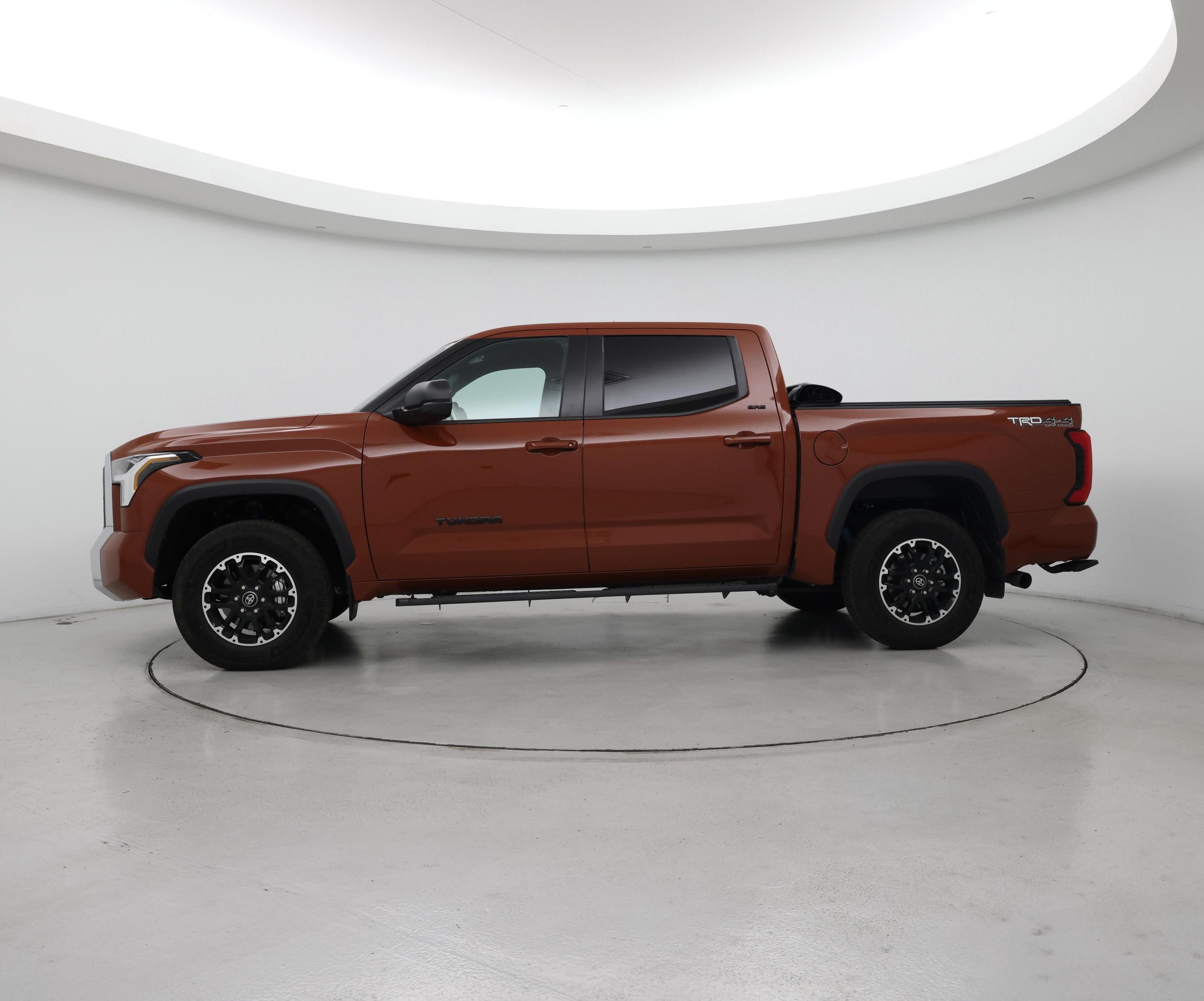Thumbnail: 2025 Toyota Tundra - 3