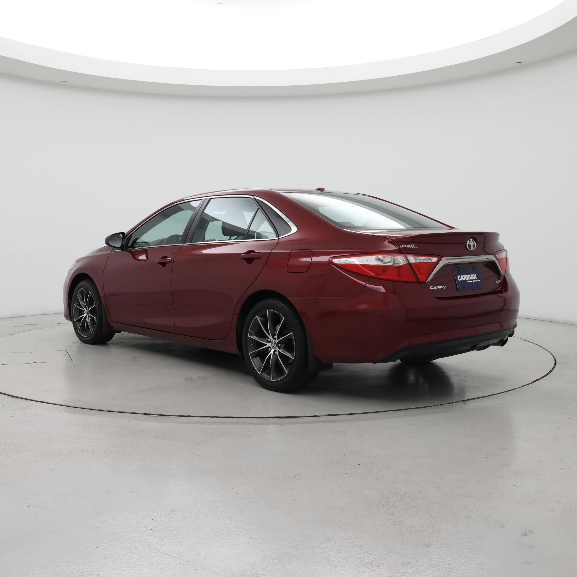 Thumbnail: 2016 Toyota Camry - 2
