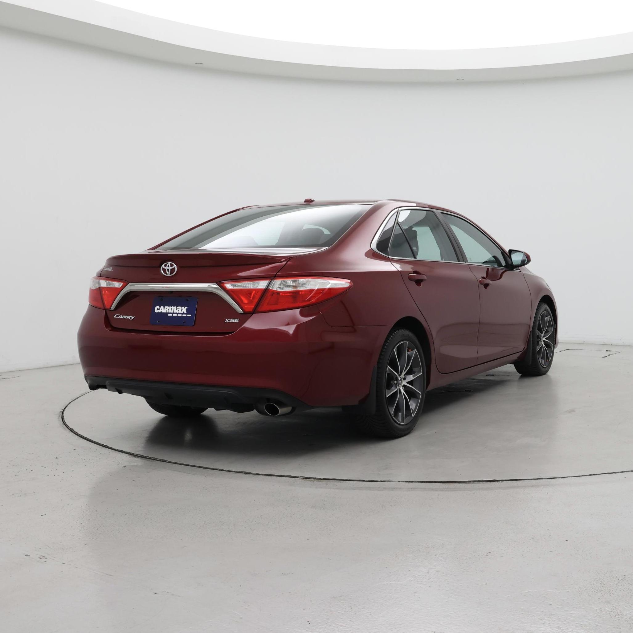 Thumbnail: 2016 Toyota Camry - 8