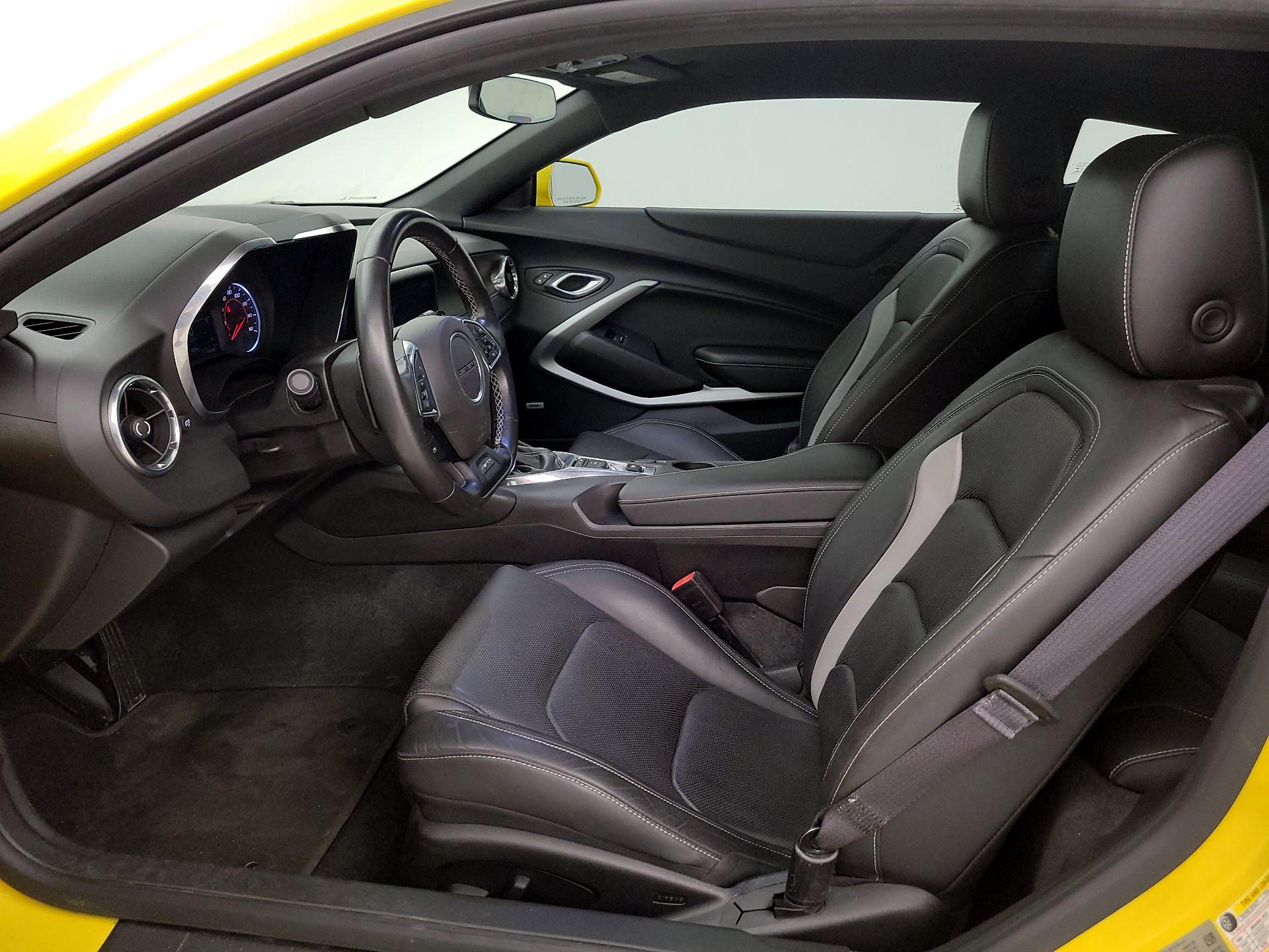 Thumbnail: 2017 Chevrolet Camaro - 11