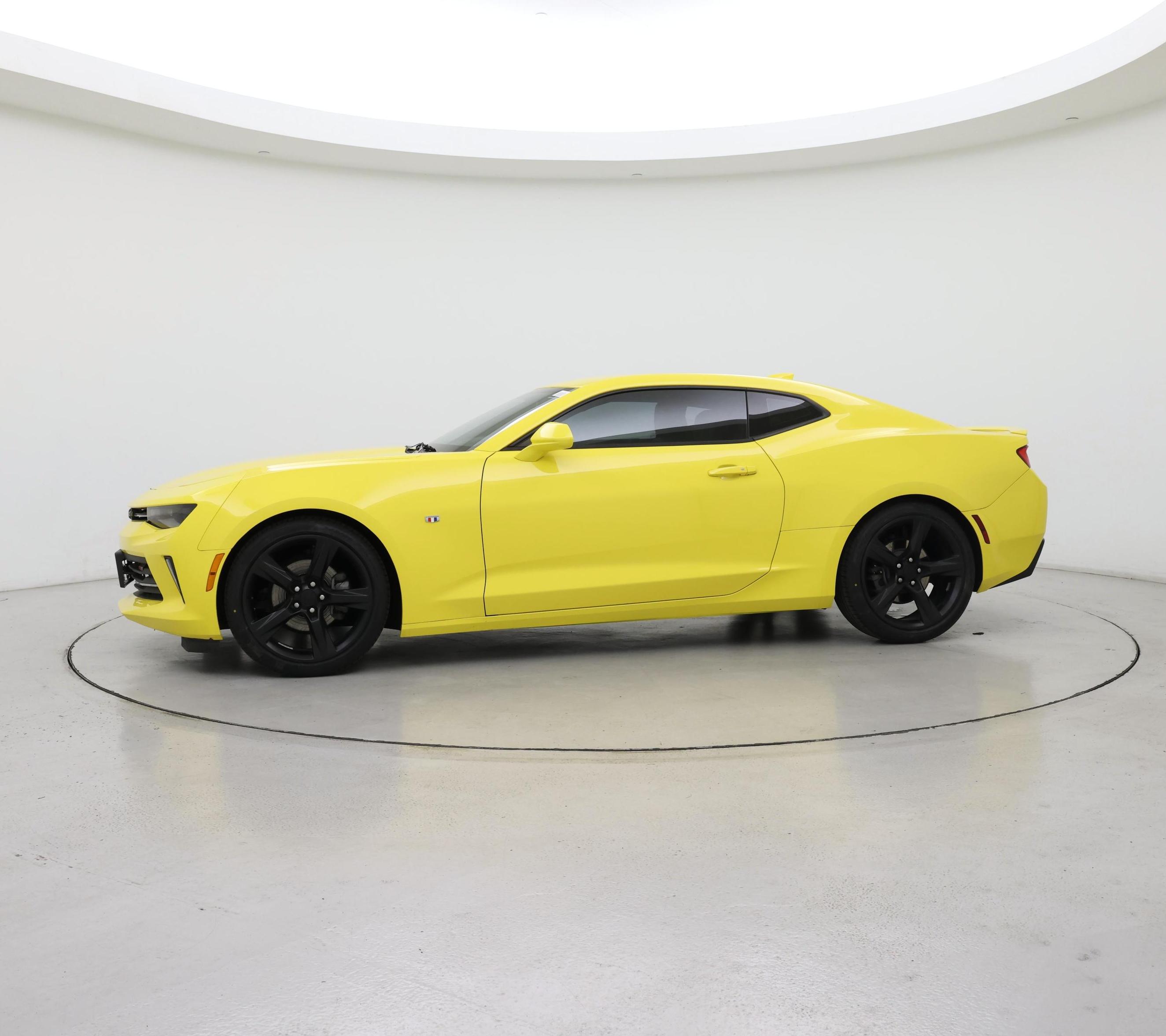 Thumbnail: 2017 Chevrolet Camaro - 3