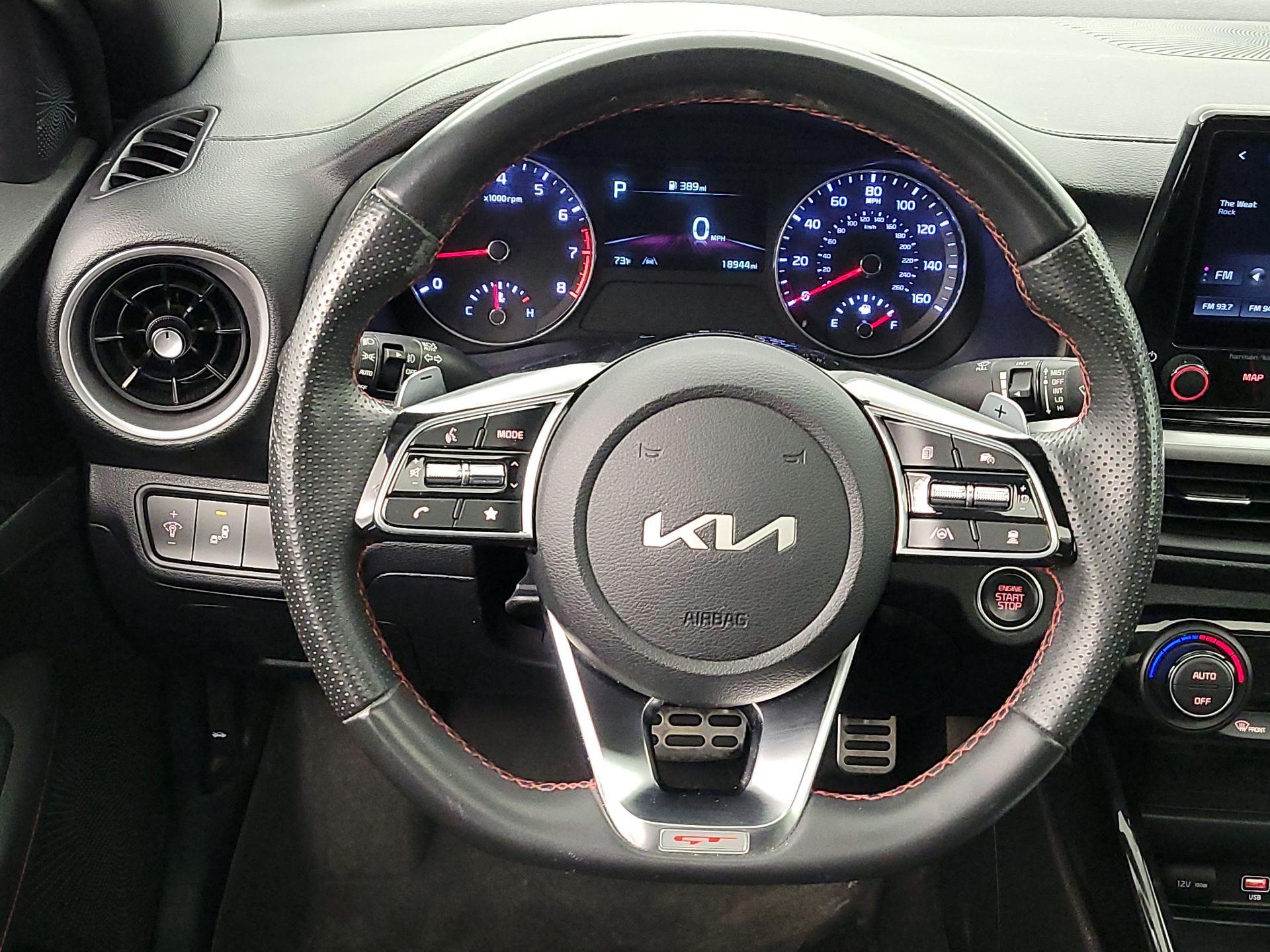 Thumbnail: 2022 Kia Forte - 10