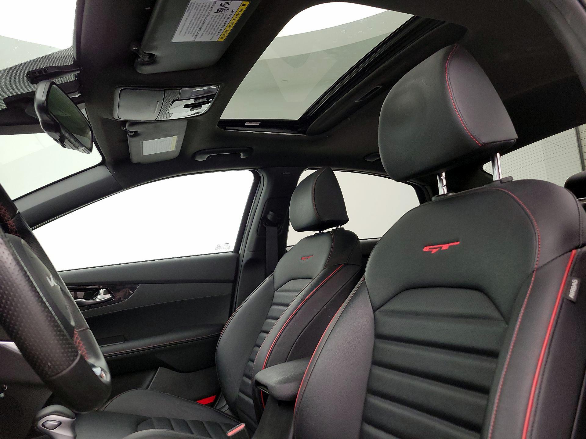 Thumbnail: 2022 Kia Forte - 20