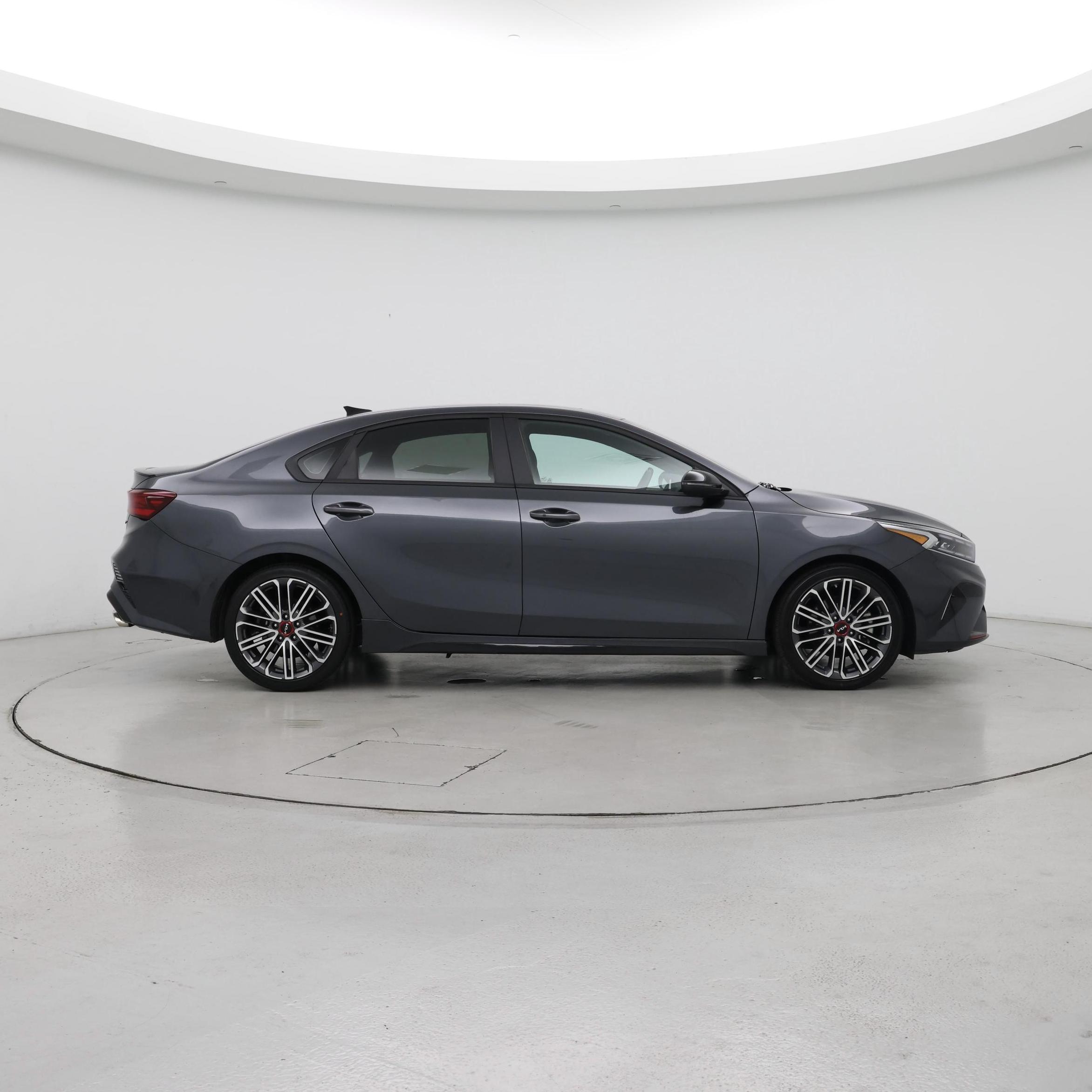 Thumbnail: 2022 Kia Forte - 7