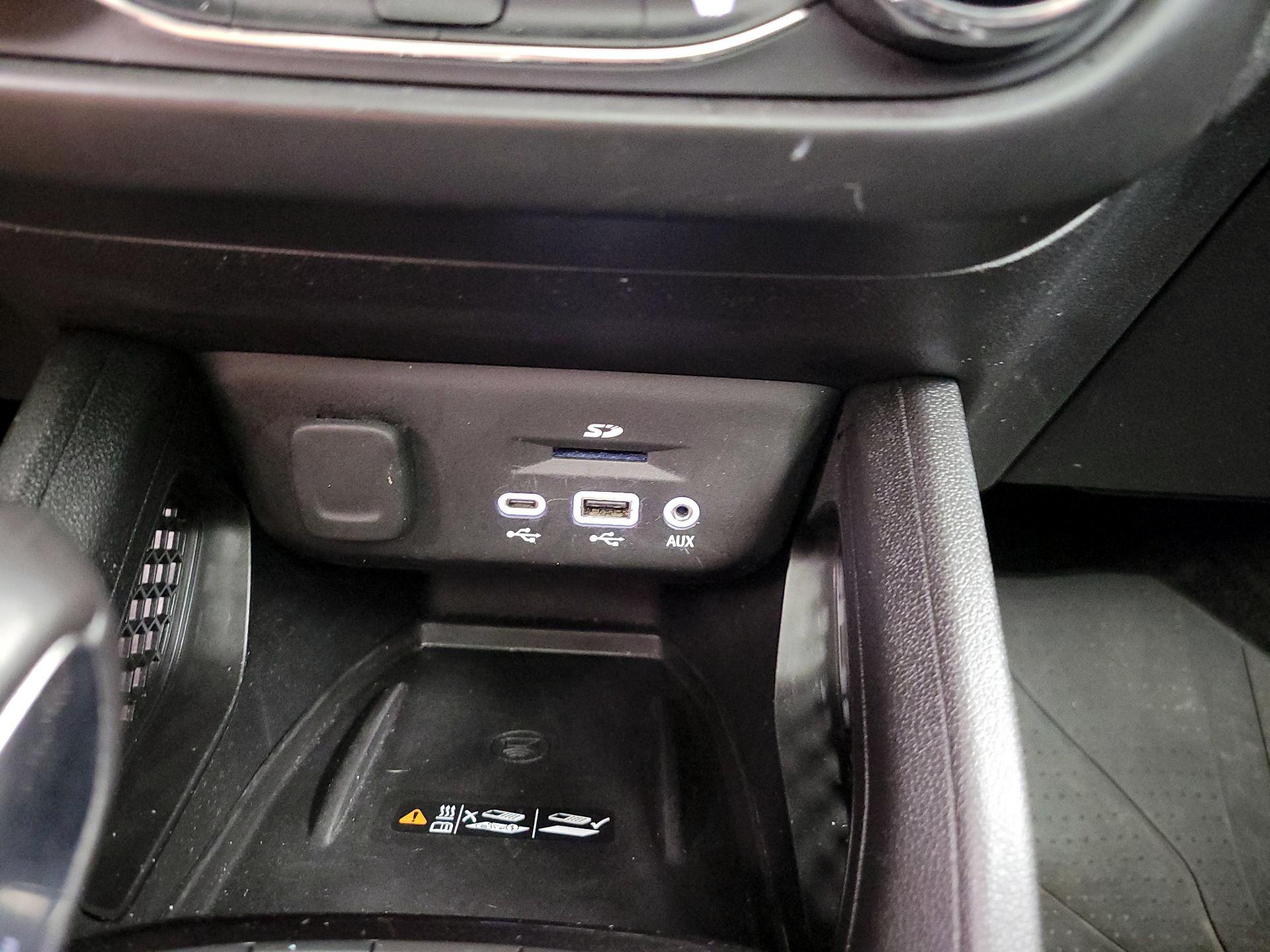 Thumbnail: 2021 Chevrolet TrailBlazer - 18