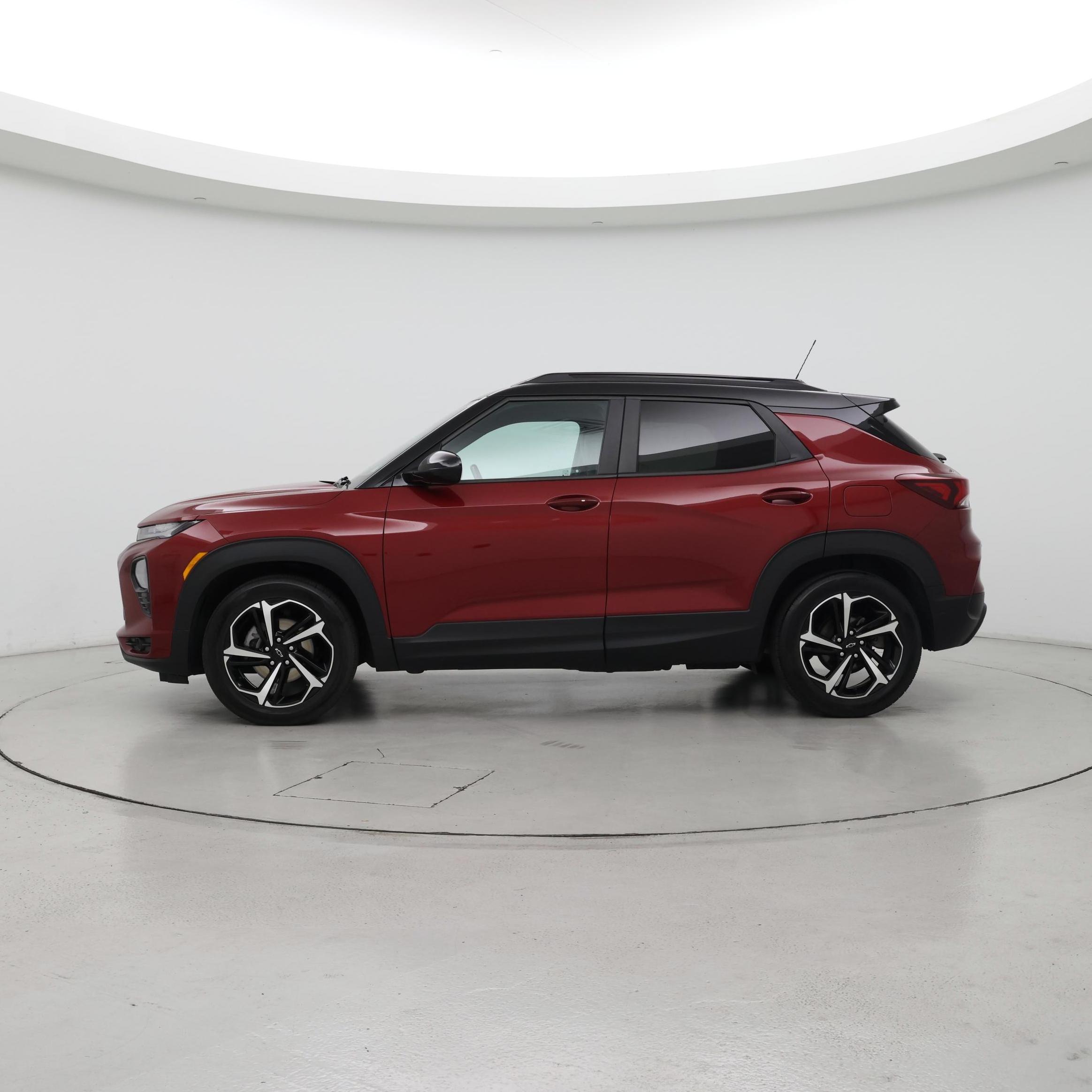 Thumbnail: 2021 Chevrolet TrailBlazer - 3