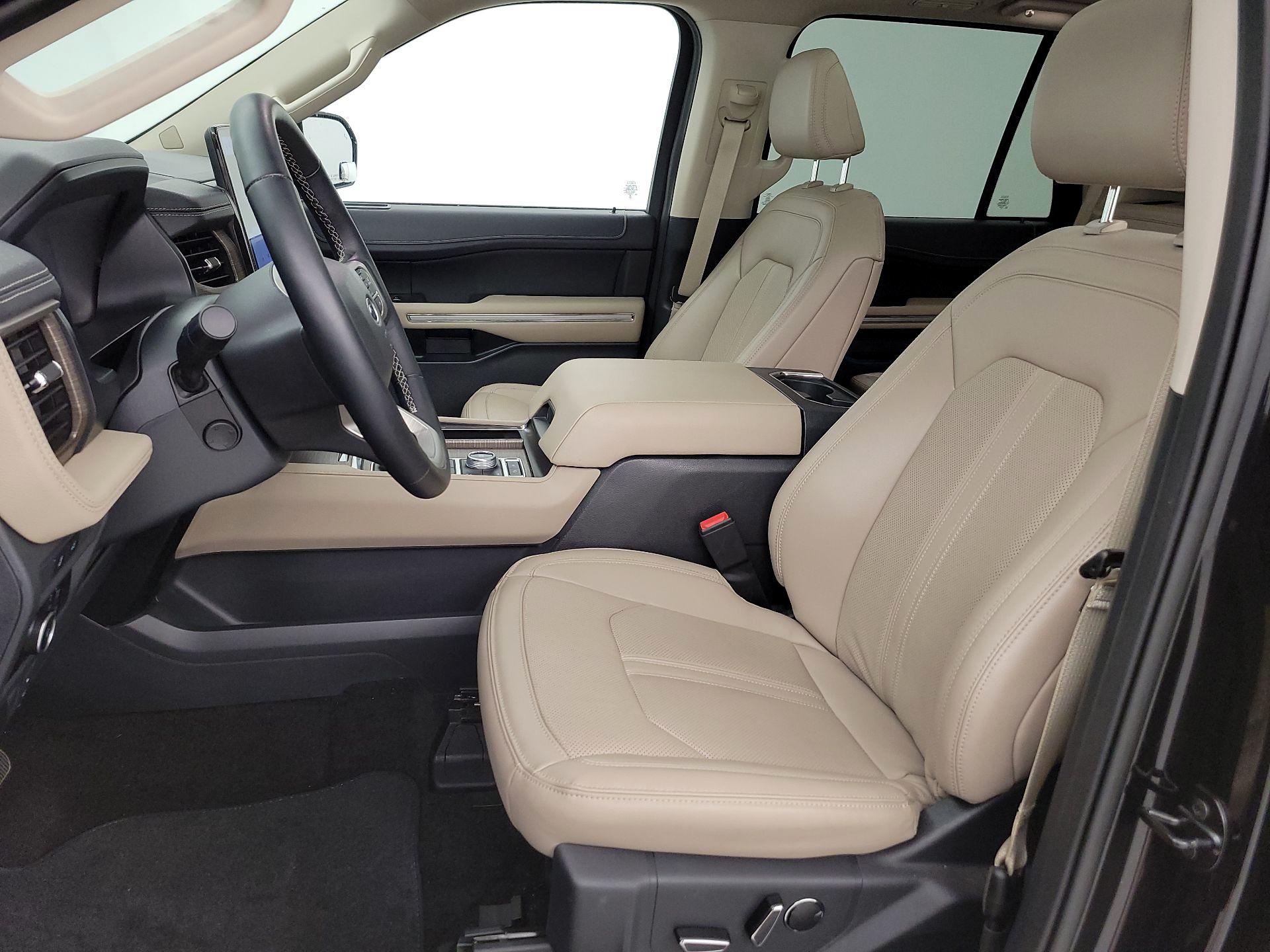 Thumbnail: 2023 Ford Expedition - 11