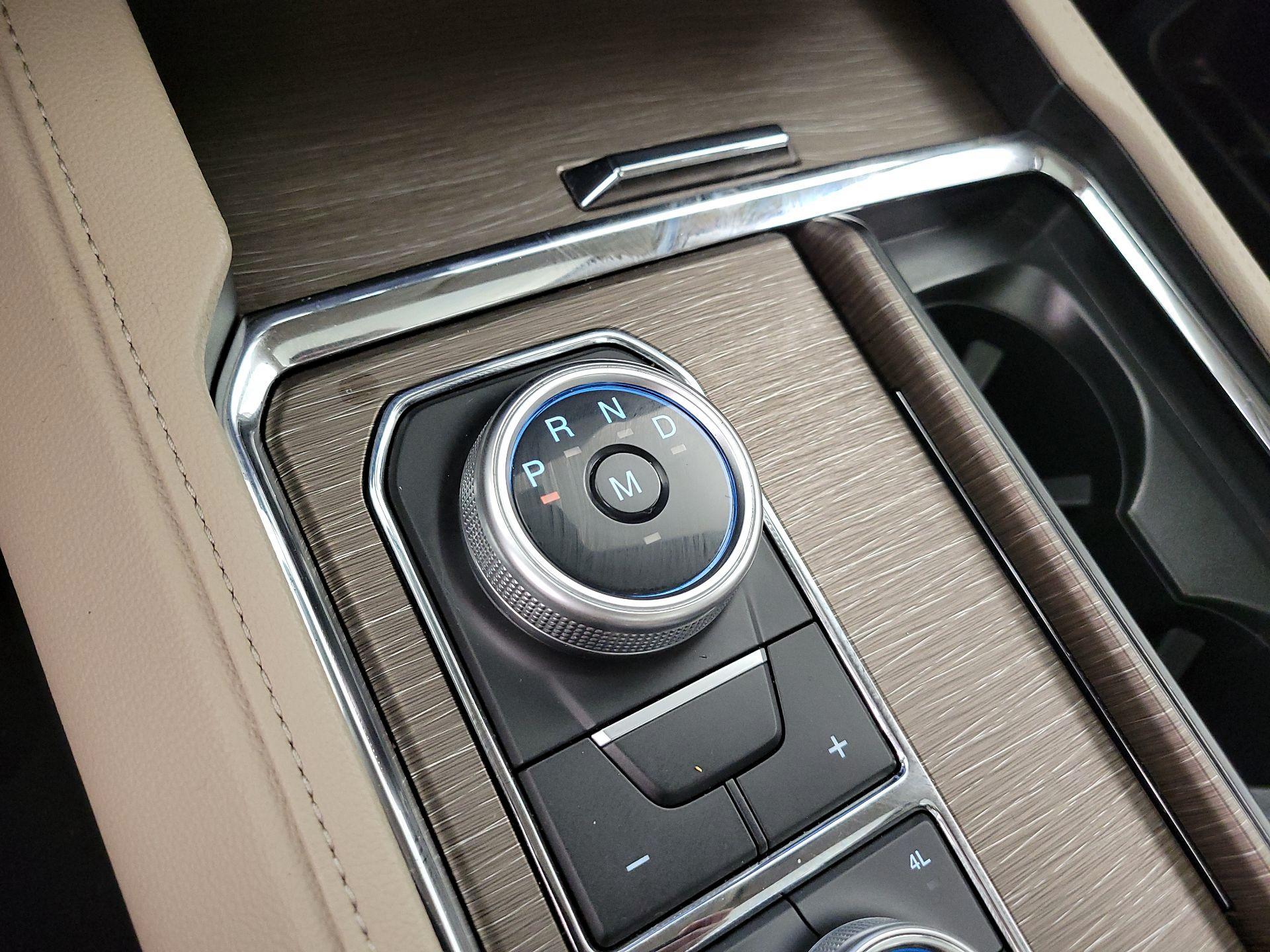 Thumbnail: 2023 Ford Expedition - 18