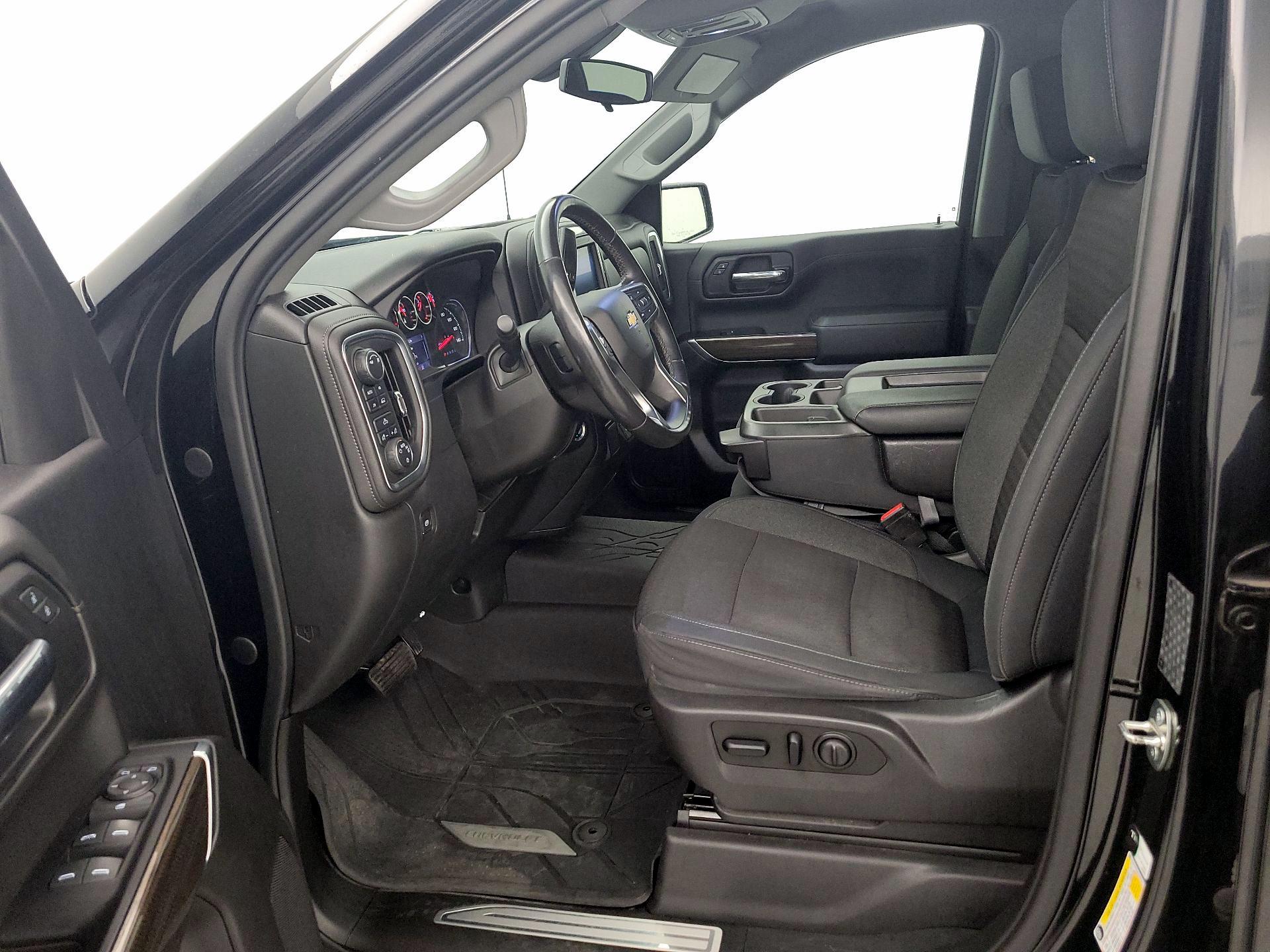 Thumbnail: 2019 Chevrolet Silverado 1500 - 11