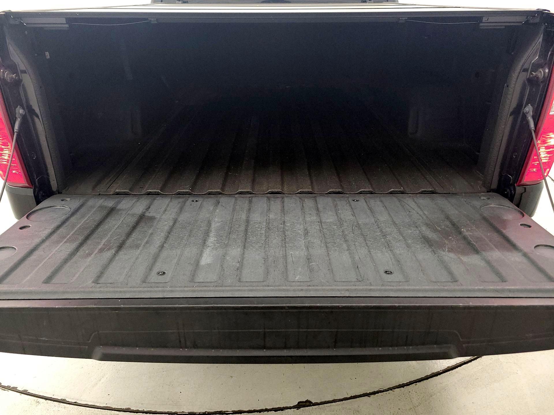 Thumbnail: 2019 Chevrolet Silverado 1500 - 20